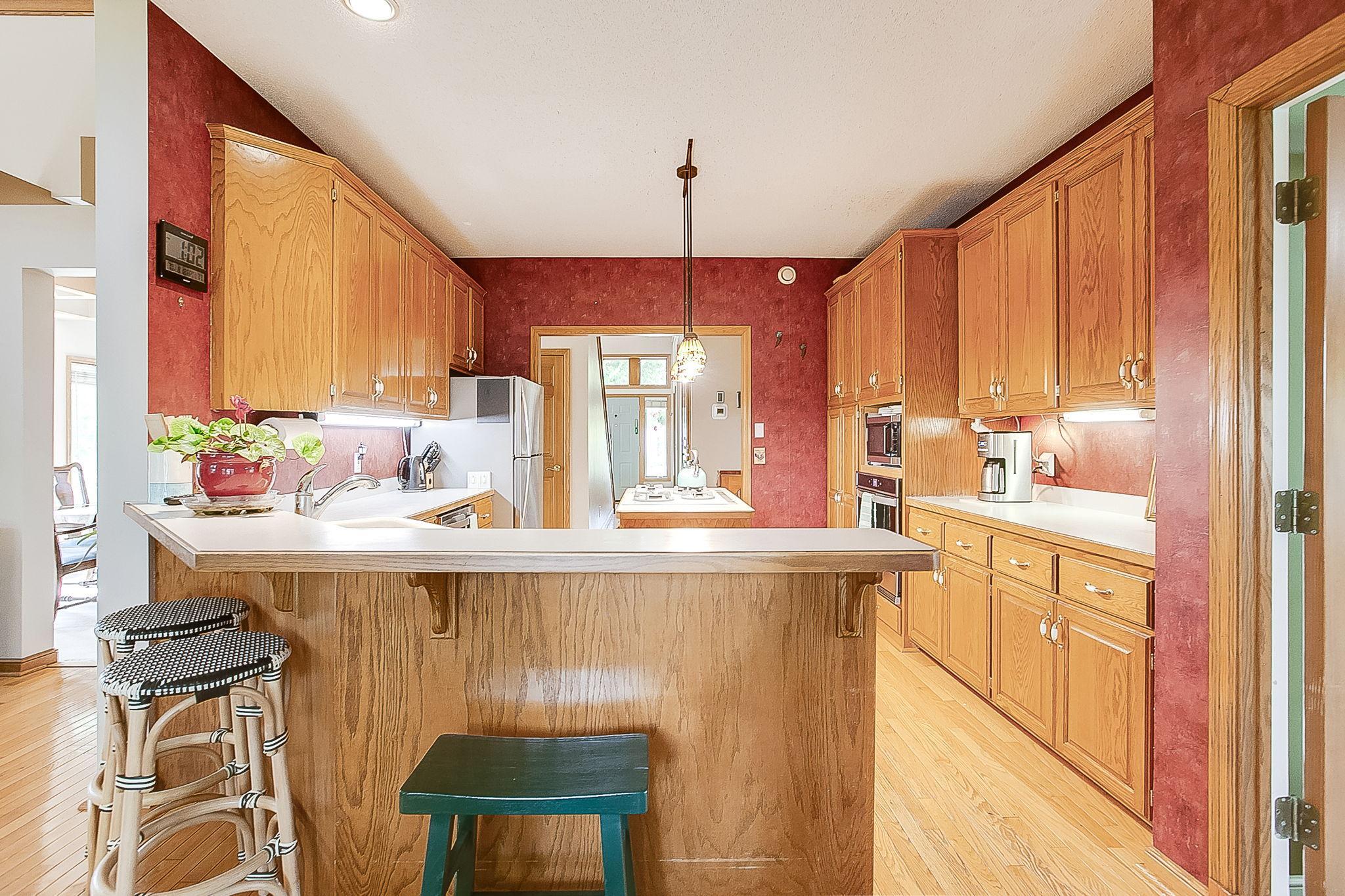 8688 Comstock Lane N