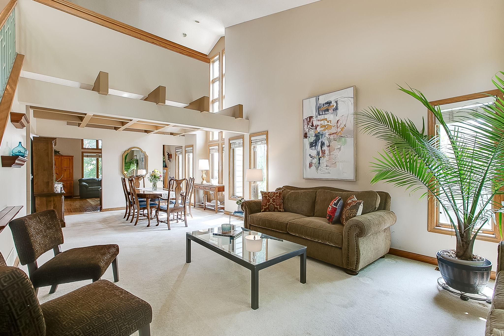 8688 Comstock Lane N