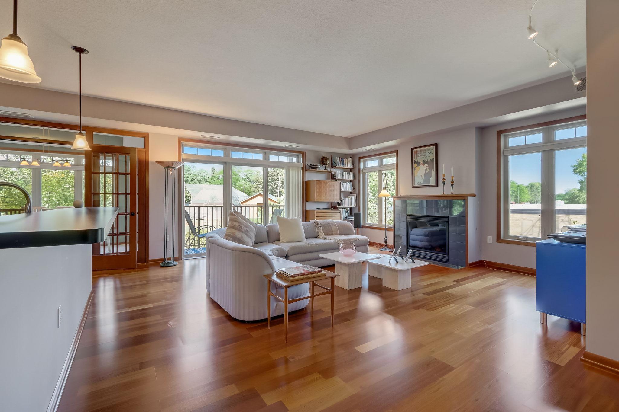 3251 Louisiana Avenue S Unit: 225