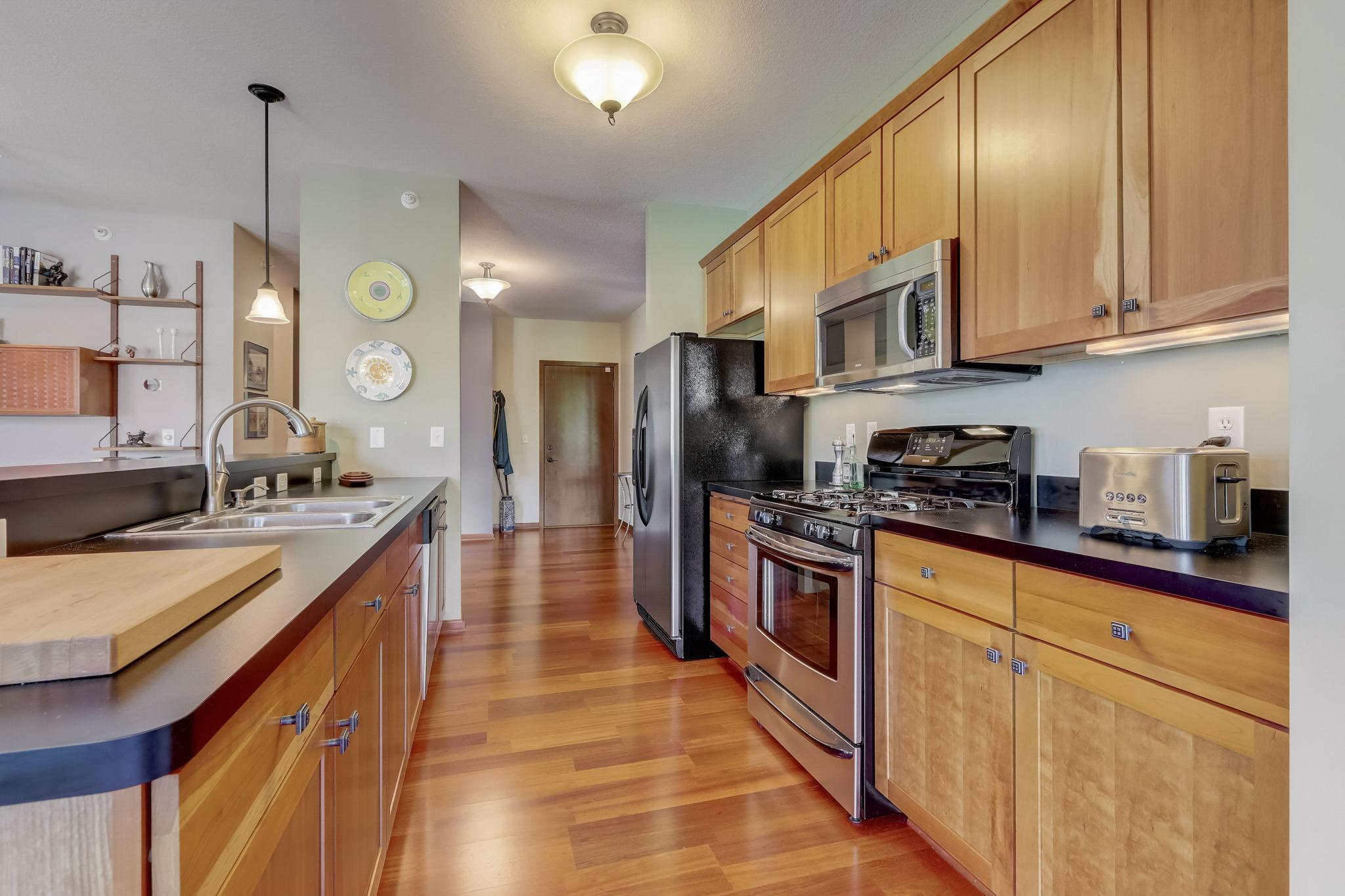 3251 Louisiana Avenue S Unit: 225