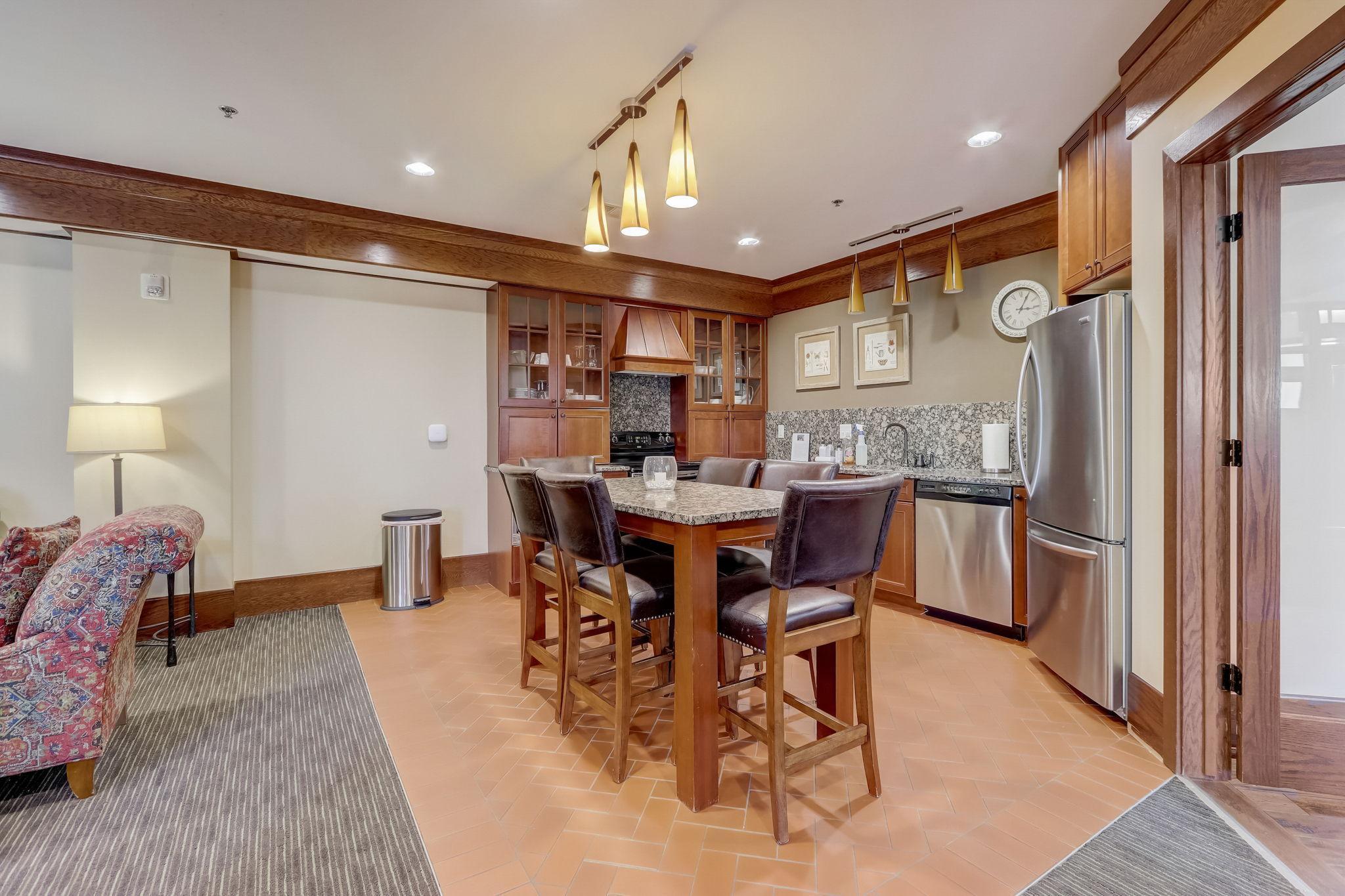 3251 Louisiana Avenue S Unit: 225