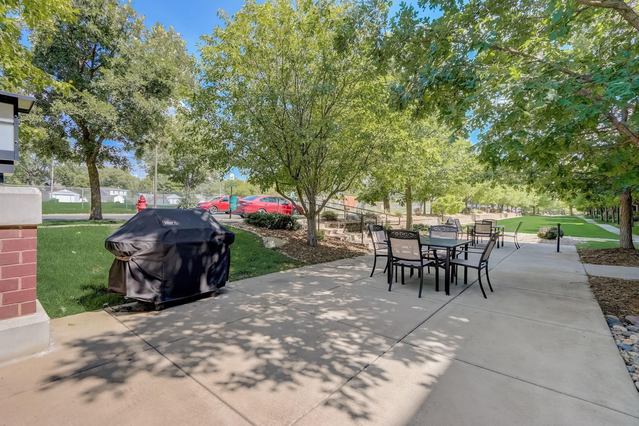 3251 Louisiana Avenue S Unit: 225