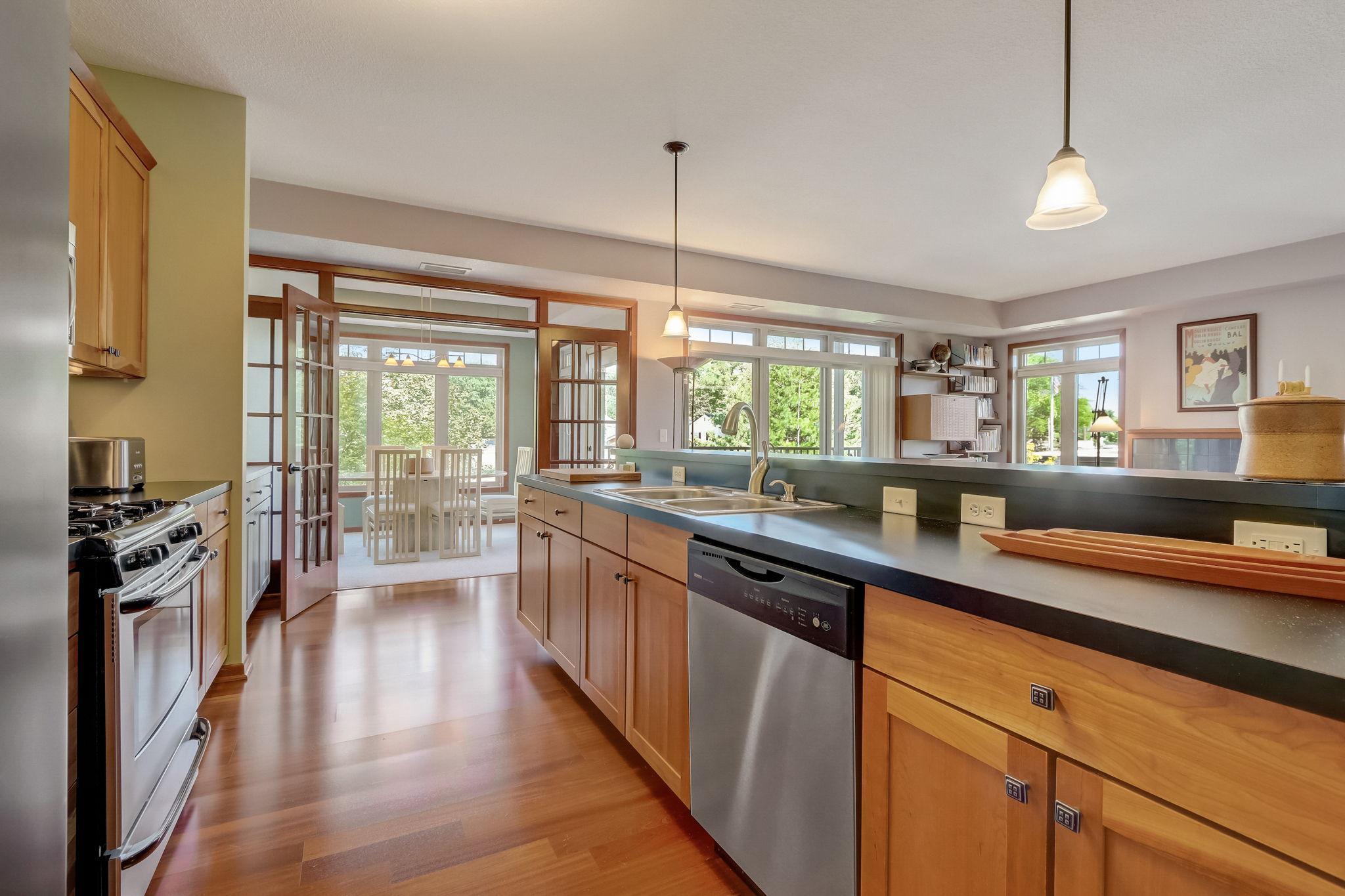 3251 Louisiana Avenue S Unit: 225