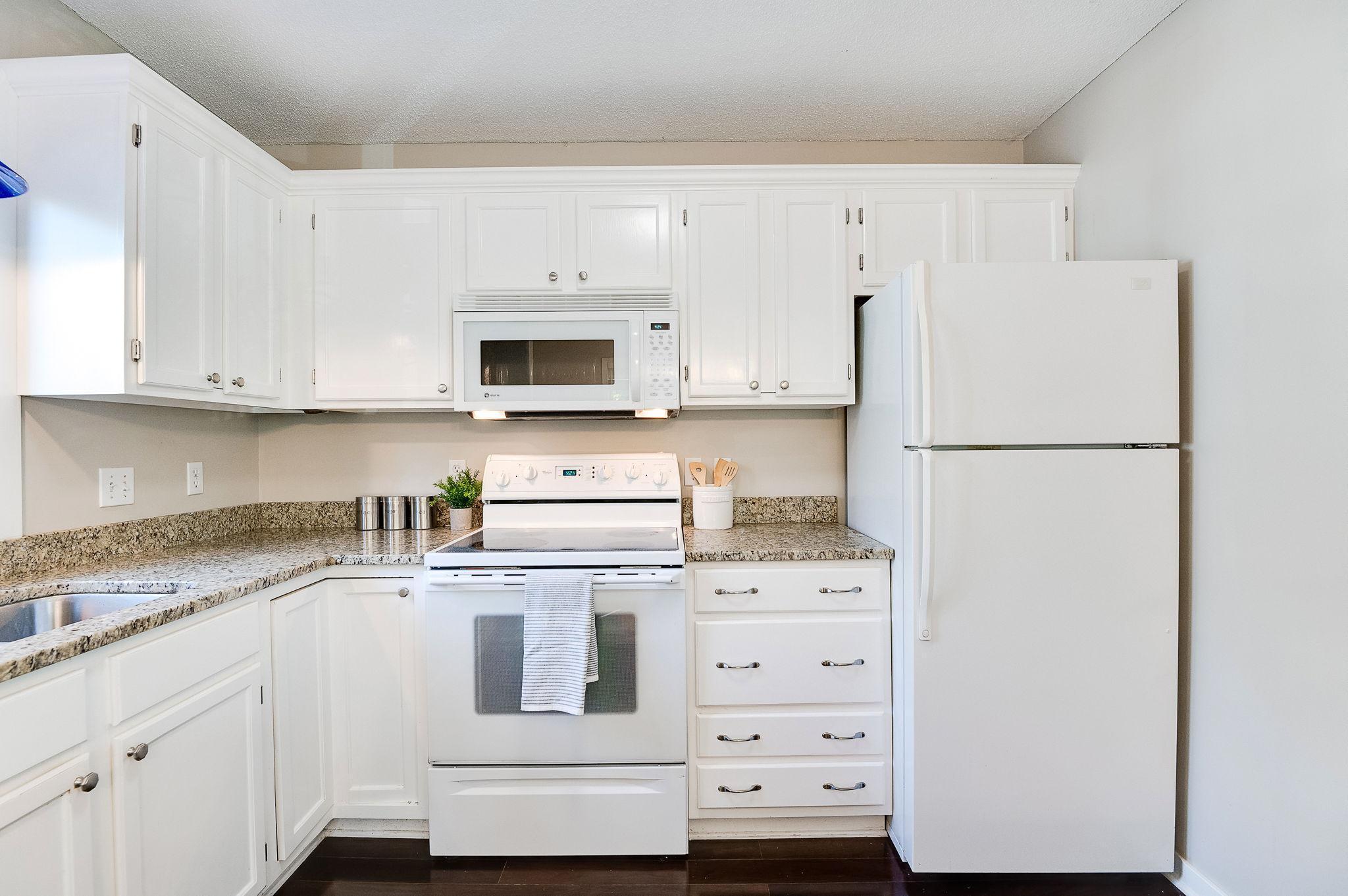 4221 Upton Avenue S Unit: 105