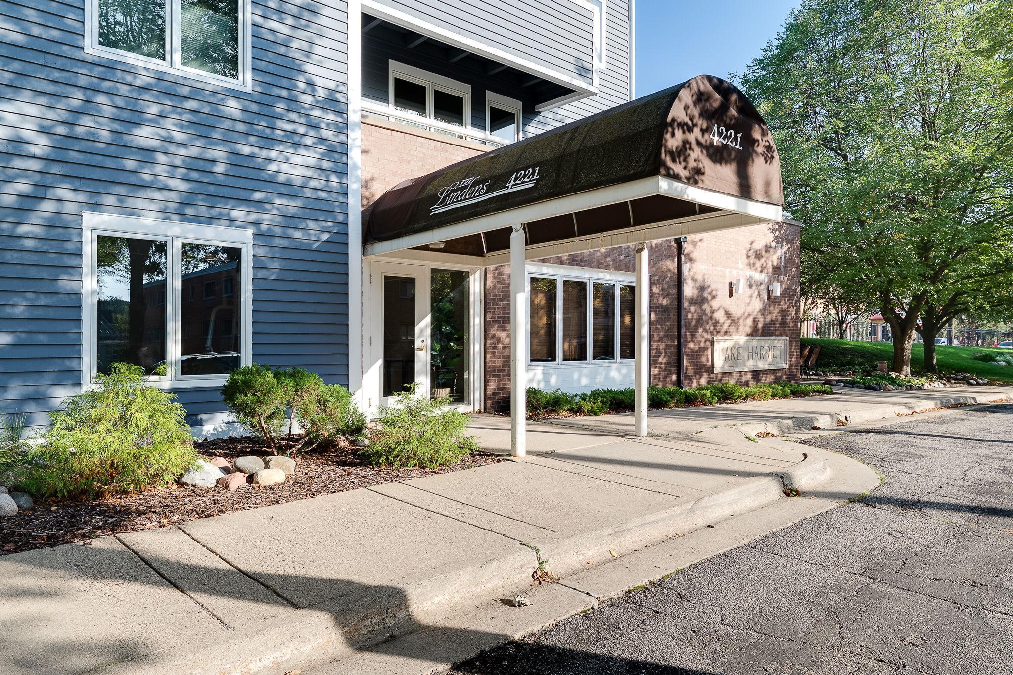 4221 Upton Avenue S Unit: 105