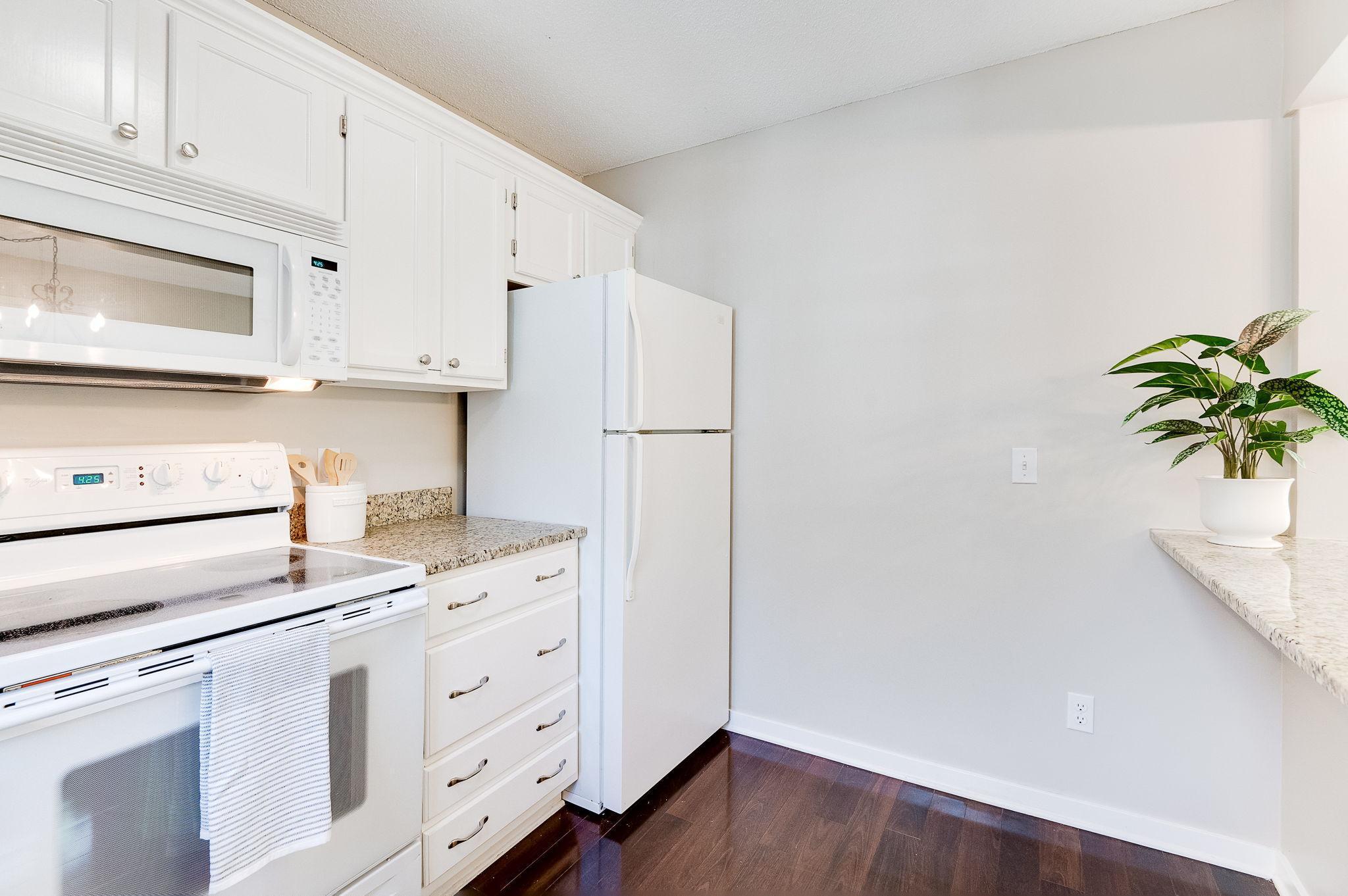 4221 Upton Avenue S Unit: 105