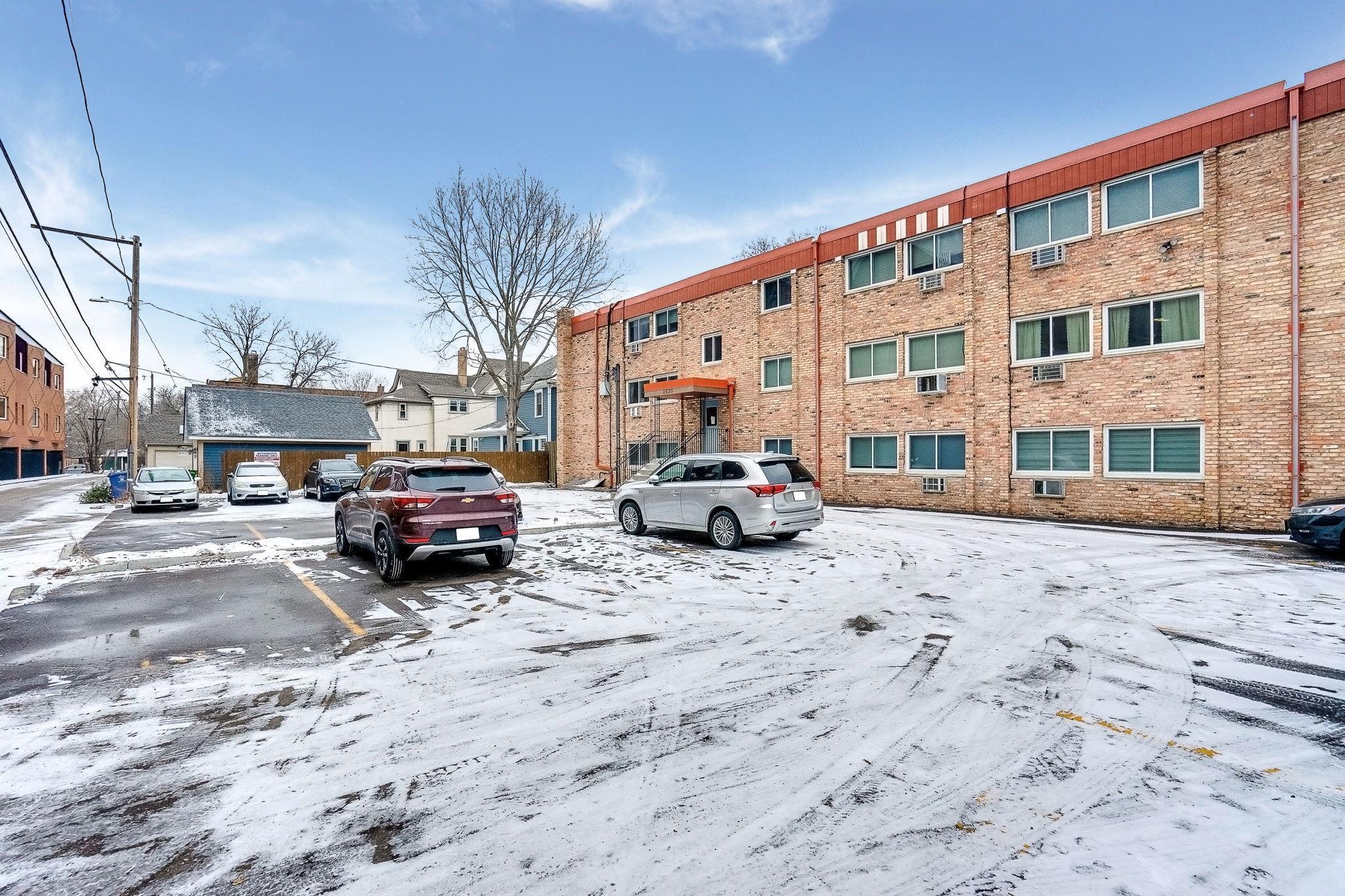 2630 Pleasant Avenue Unit: 103