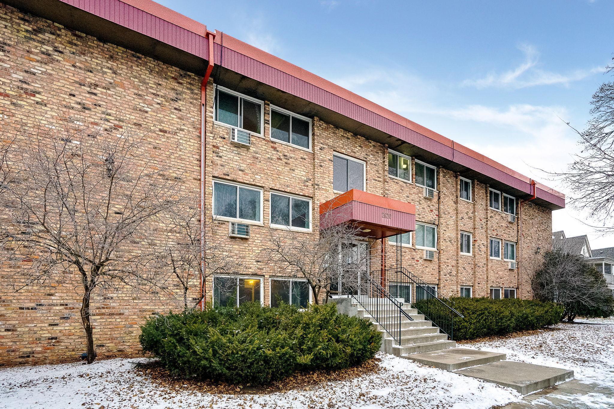 2630 Pleasant Avenue Unit: 103