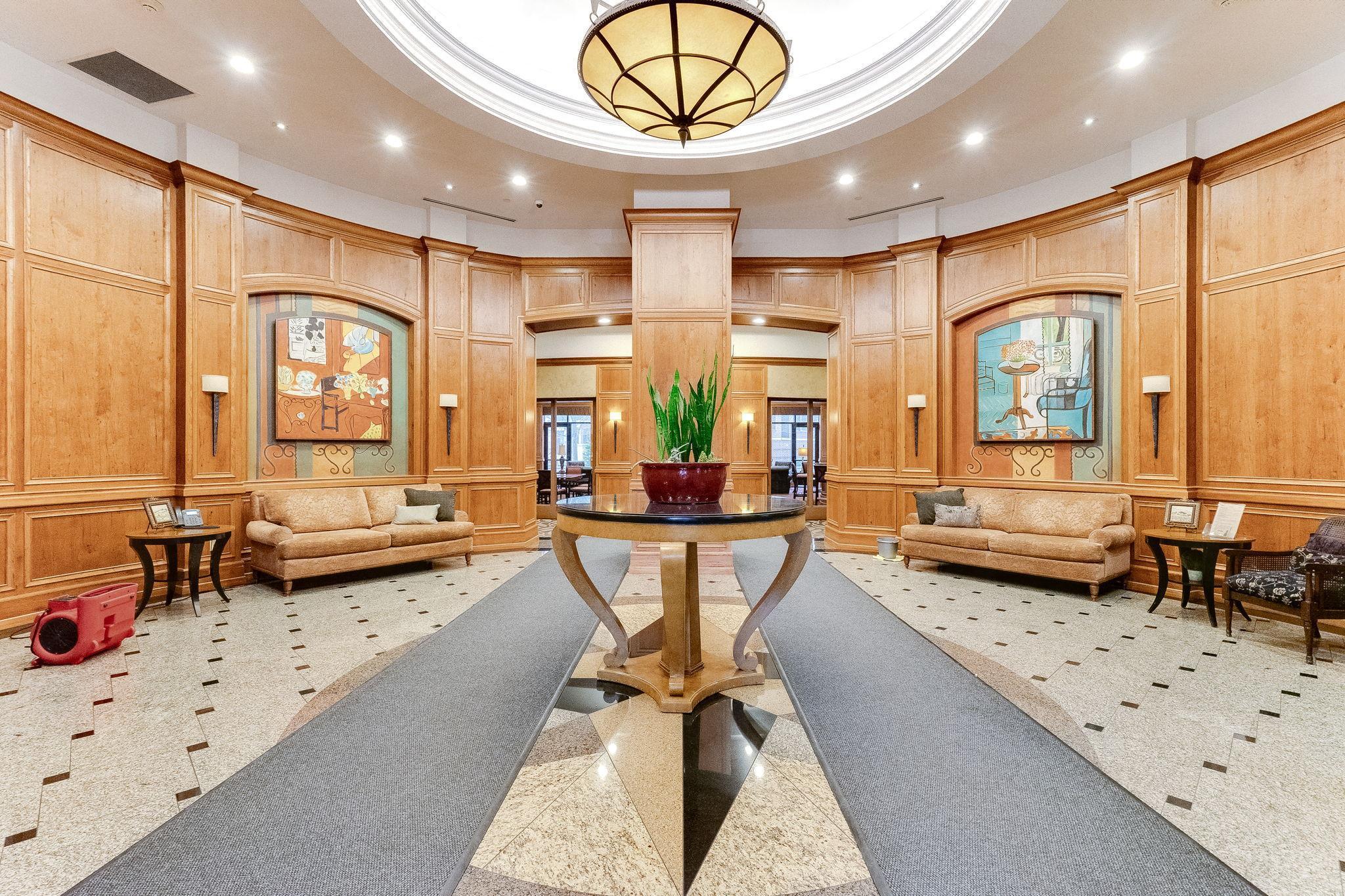 500 E Grant Street Unit: 304