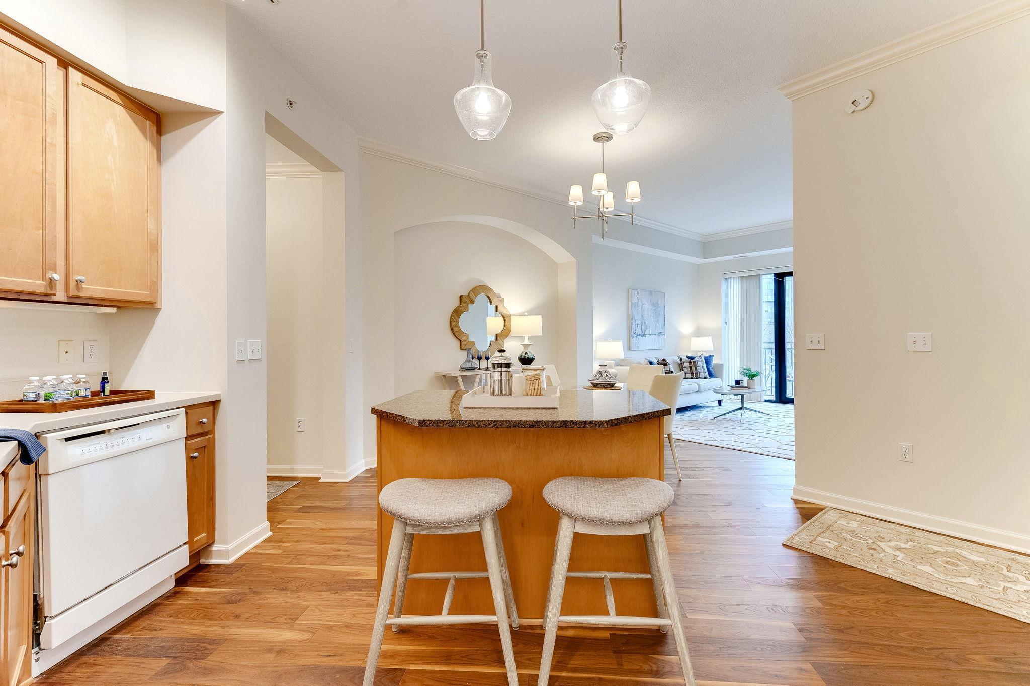 500 E Grant Street Unit: 304