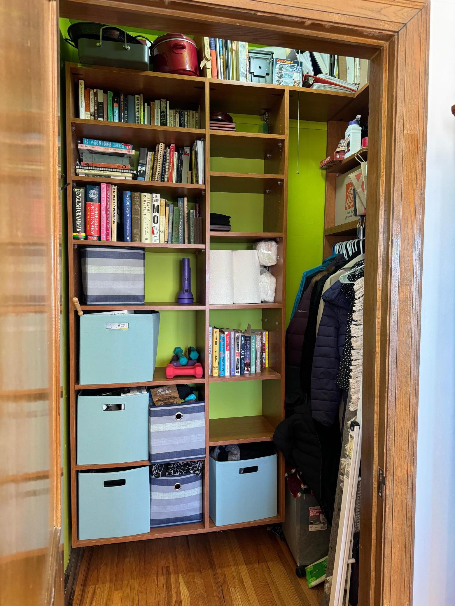 4325 Bryant Avenue S Unit: D204