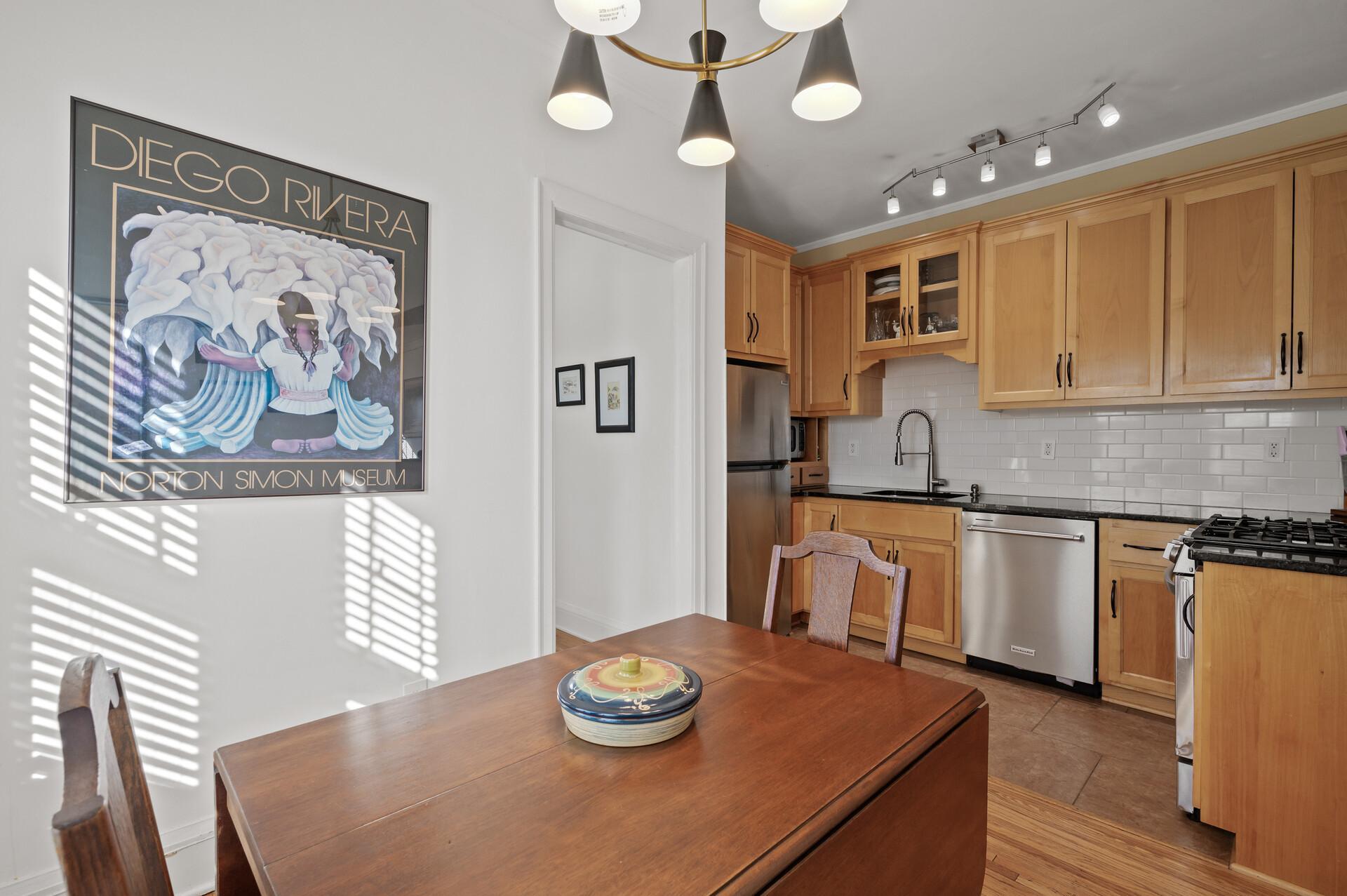 4325 Bryant Avenue S Unit: D204