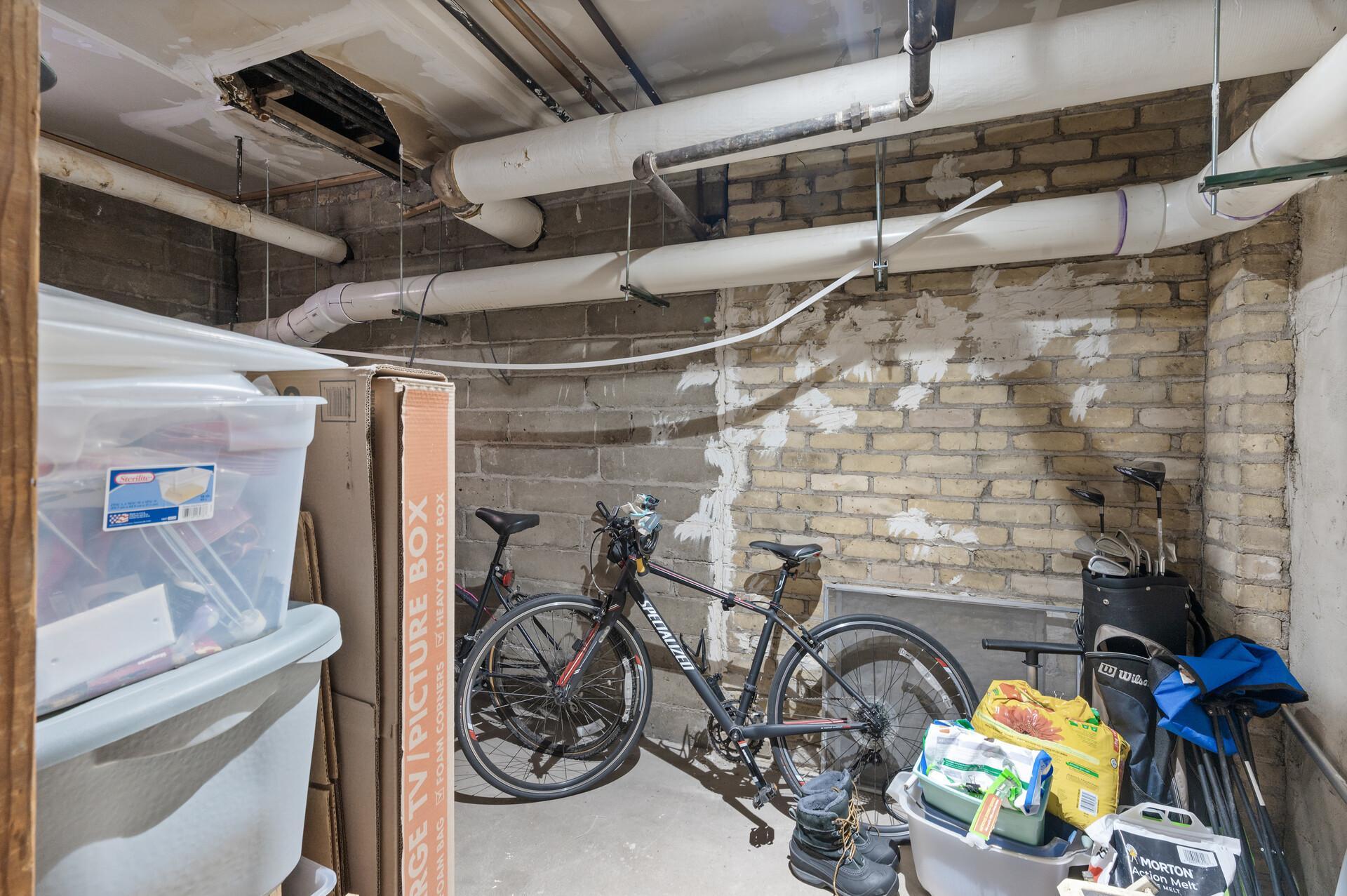 4325 Bryant Avenue S Unit: D204