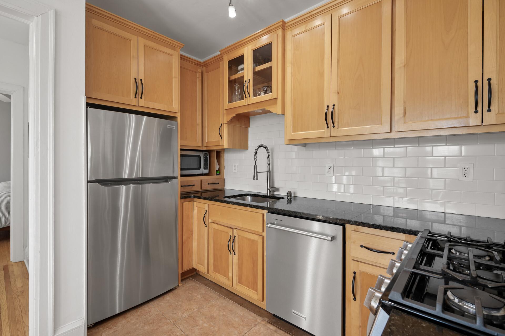 4325 Bryant Avenue S Unit: D204