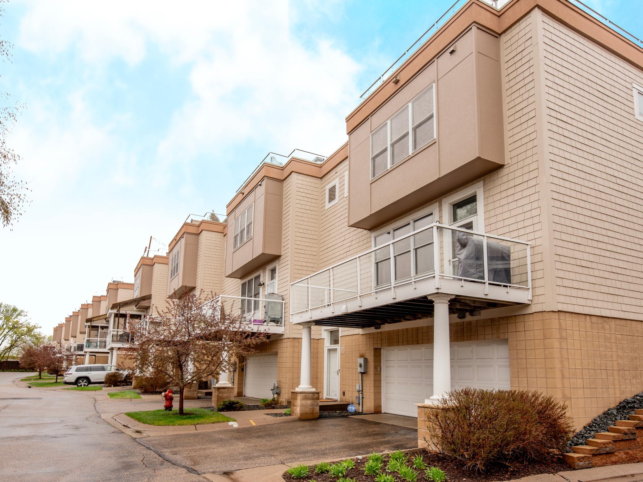 2307 River Pointe Circle