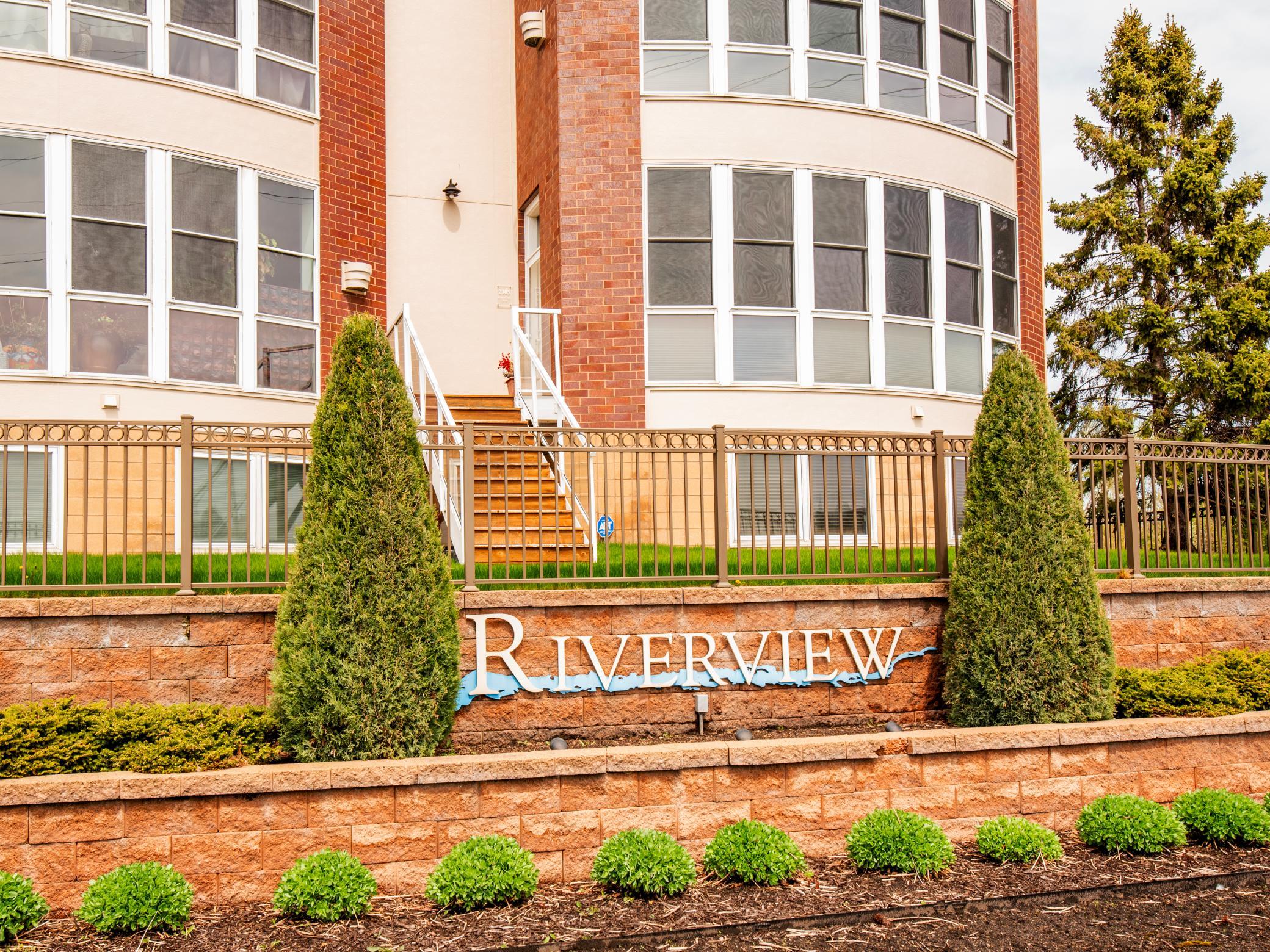 2307 River Pointe Circle