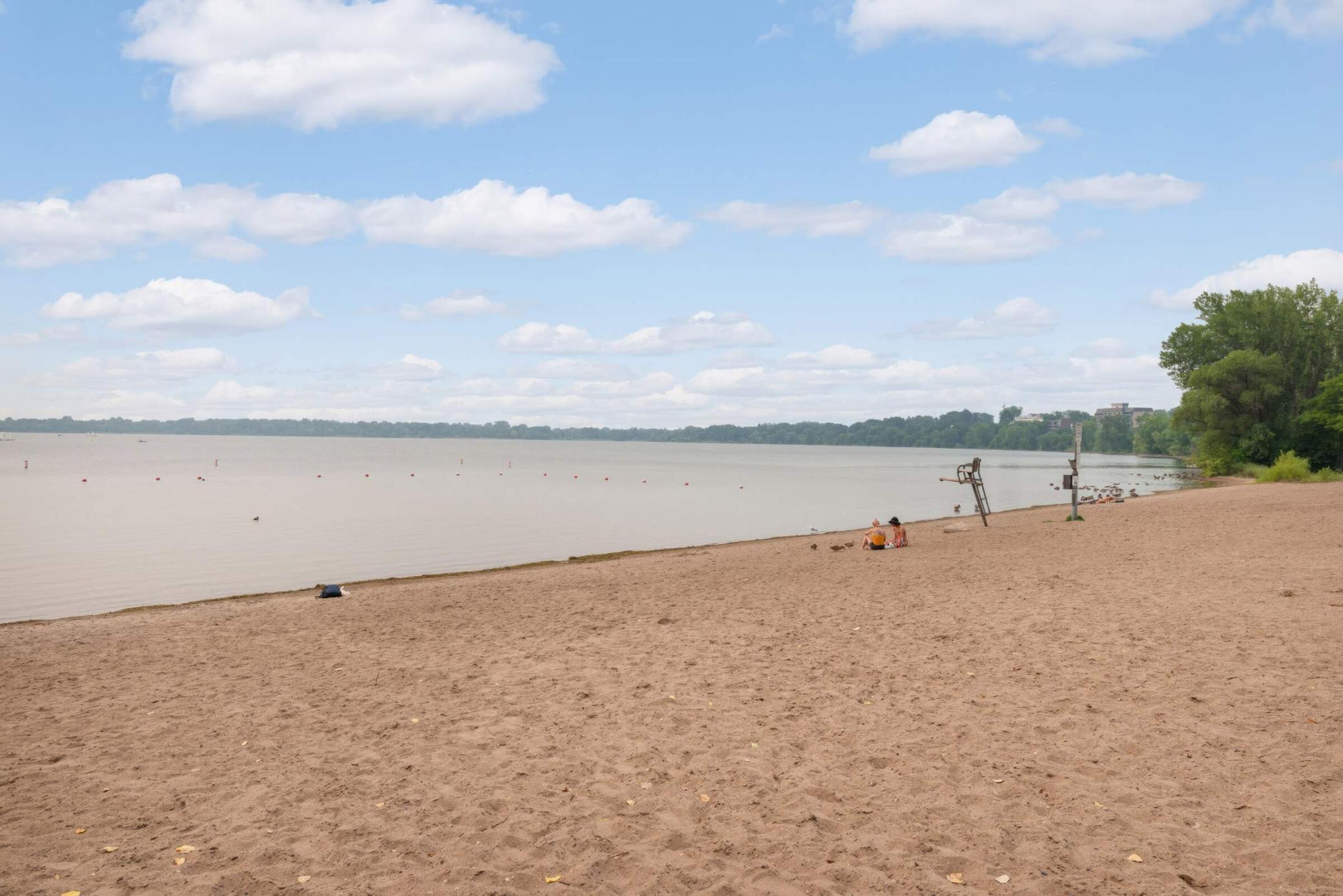 2525 Garfield Avenue