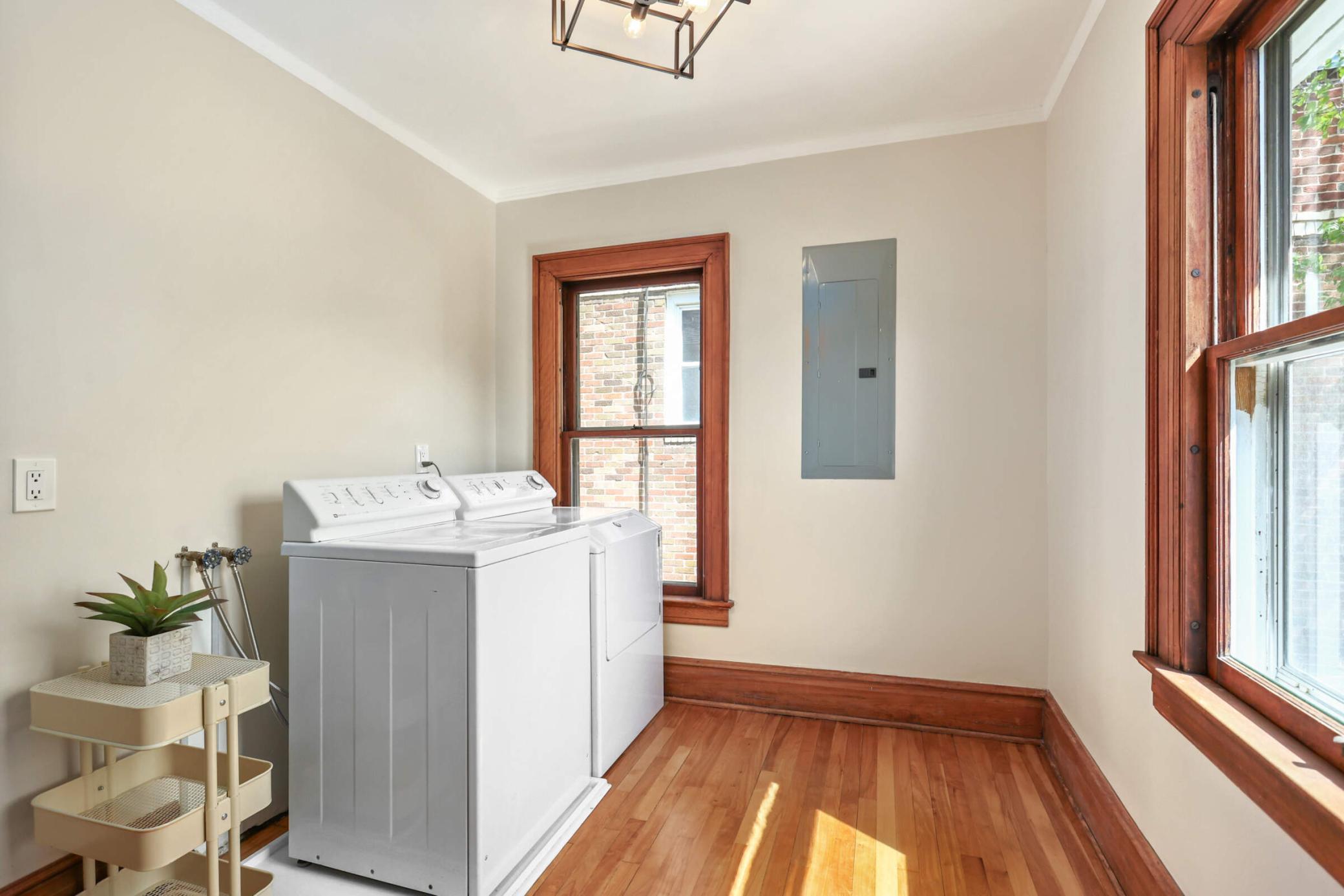 2525 Garfield Avenue