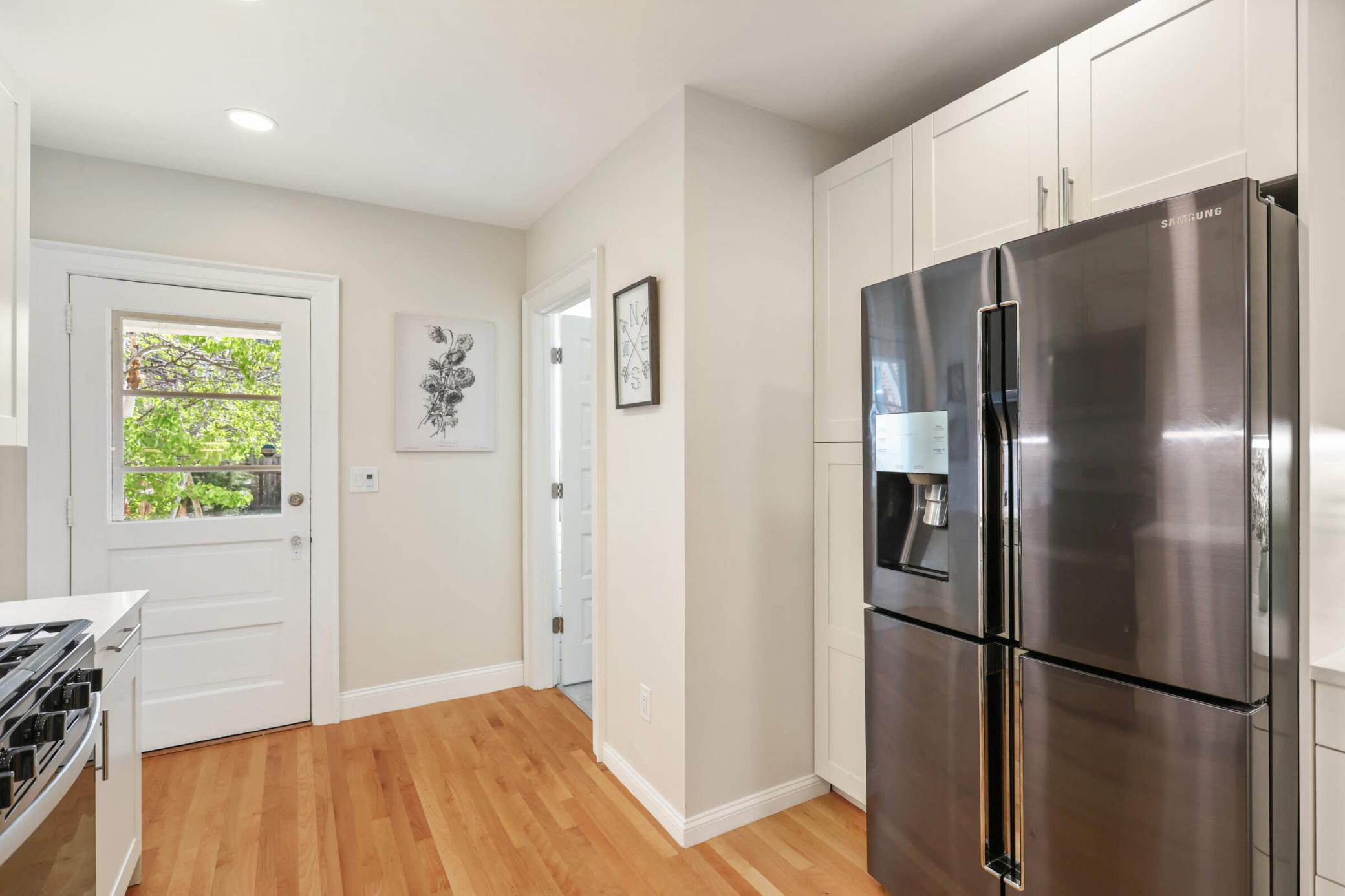 2525 Garfield Avenue