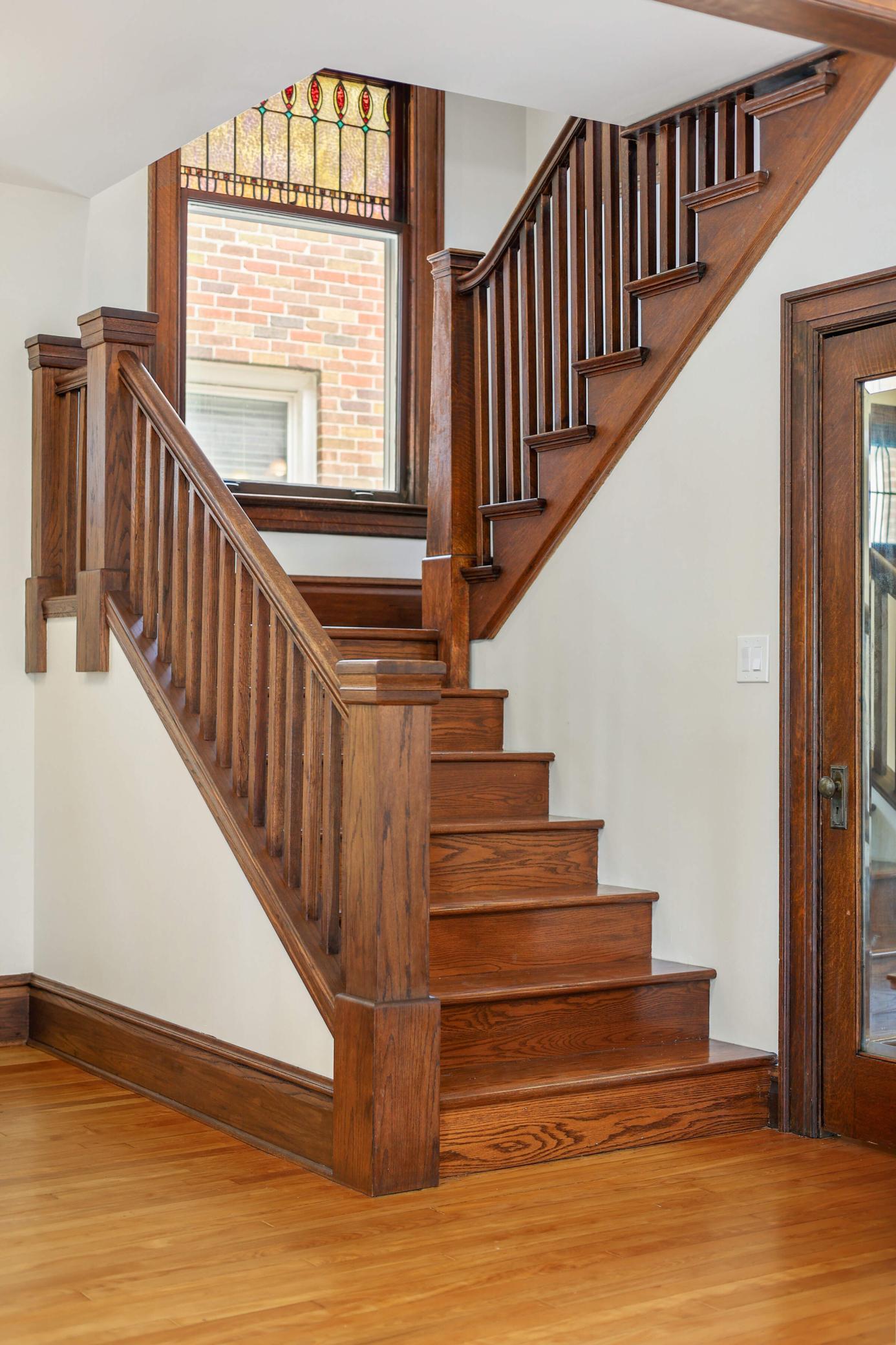 2525 Garfield Avenue