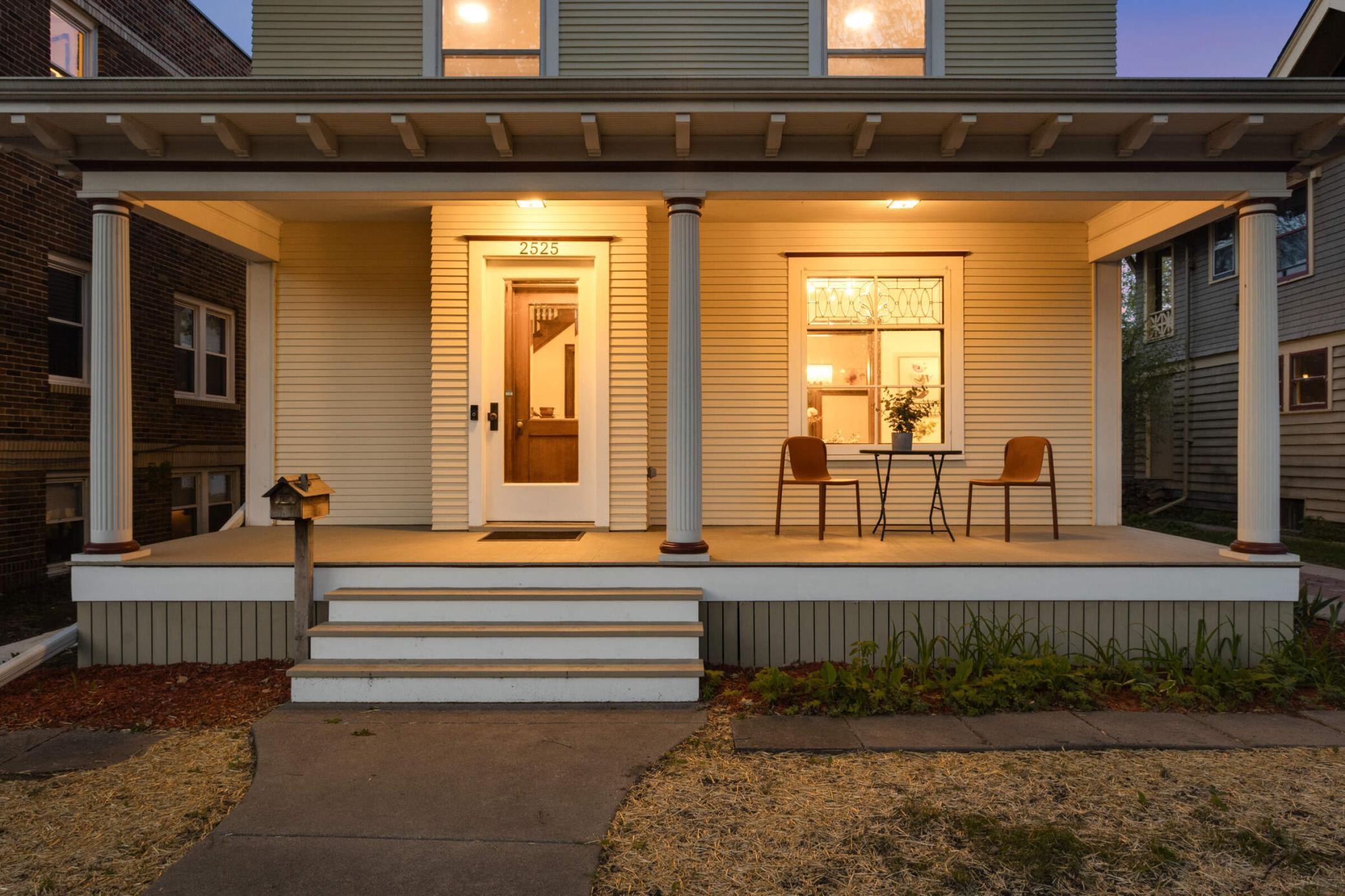 2525 Garfield Avenue