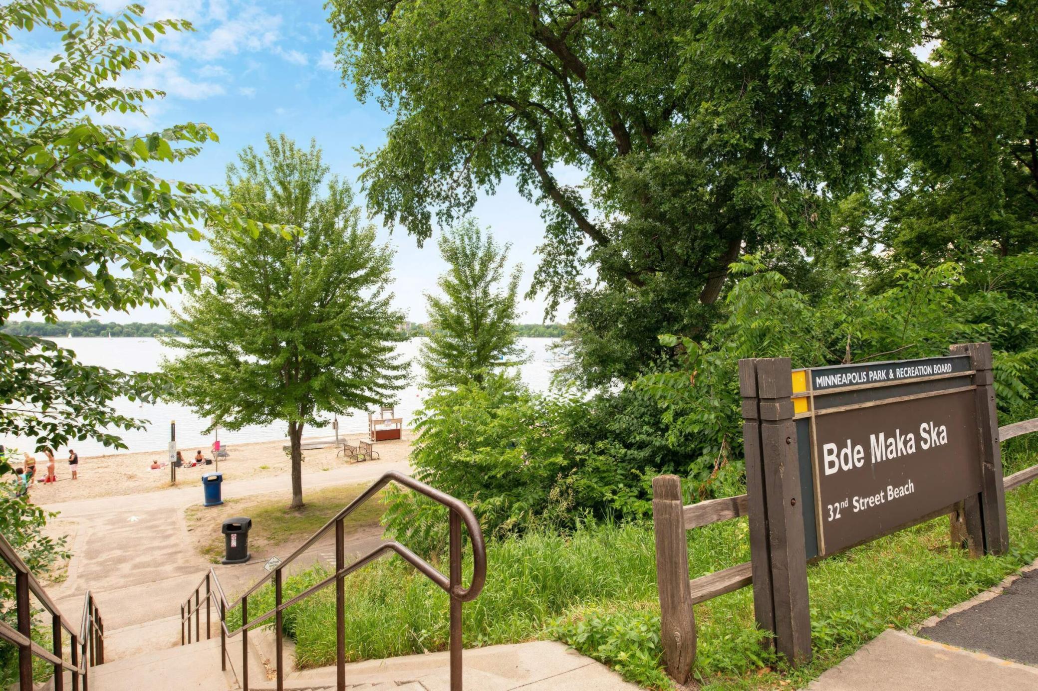 2525 Garfield Avenue