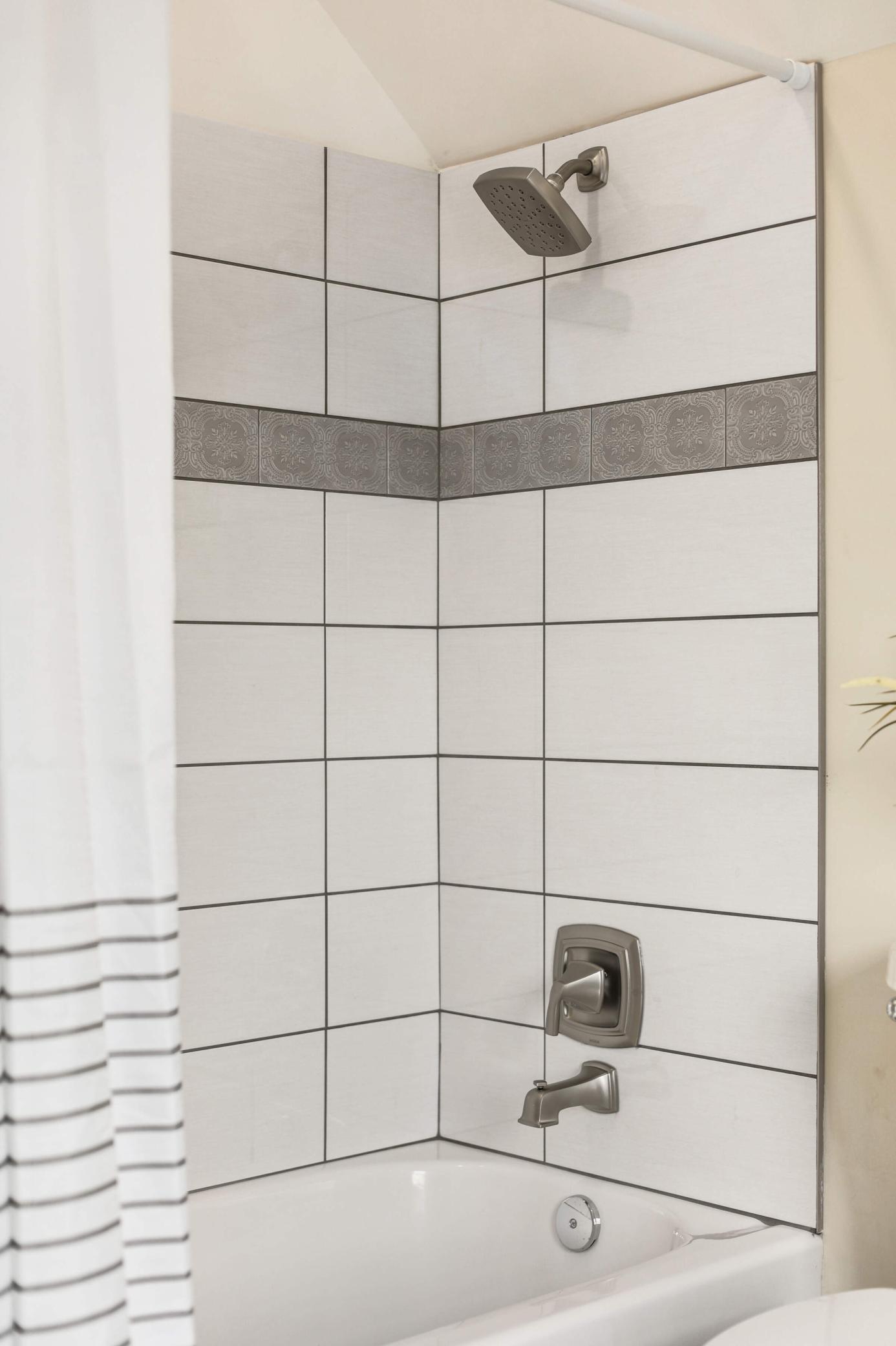 2525 Garfield Avenue