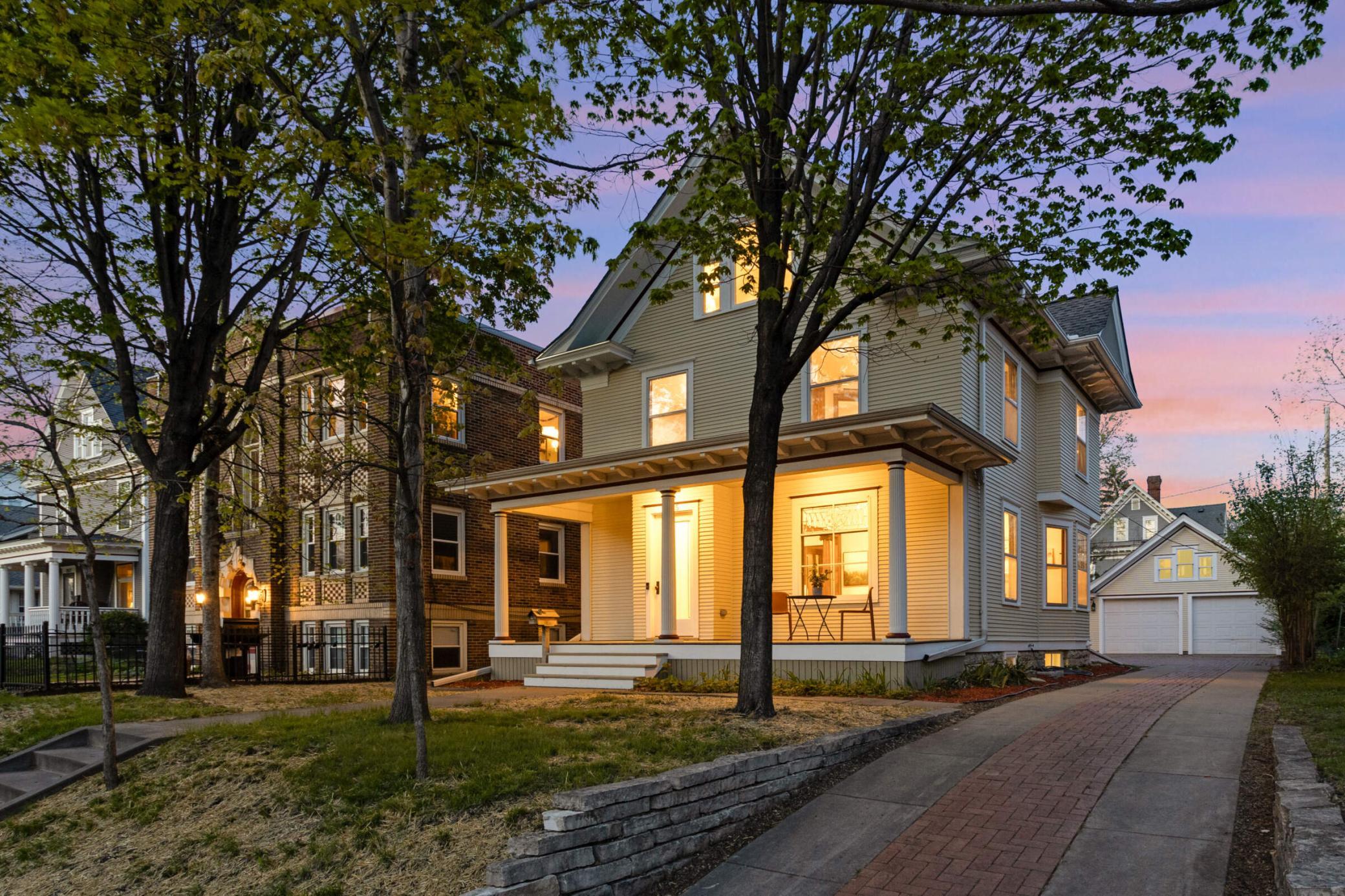 2525 Garfield Avenue