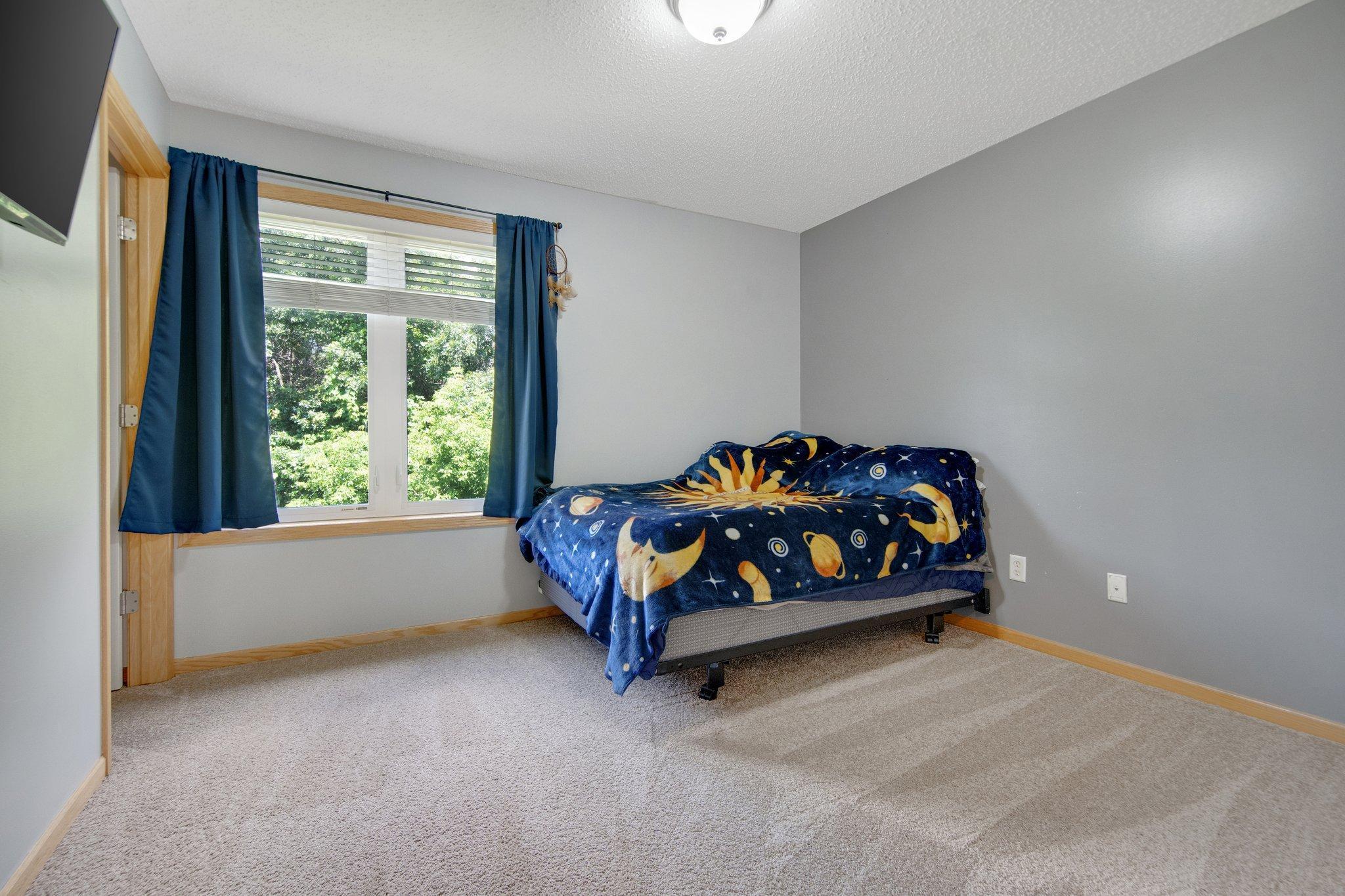 10940 185th Circle NW