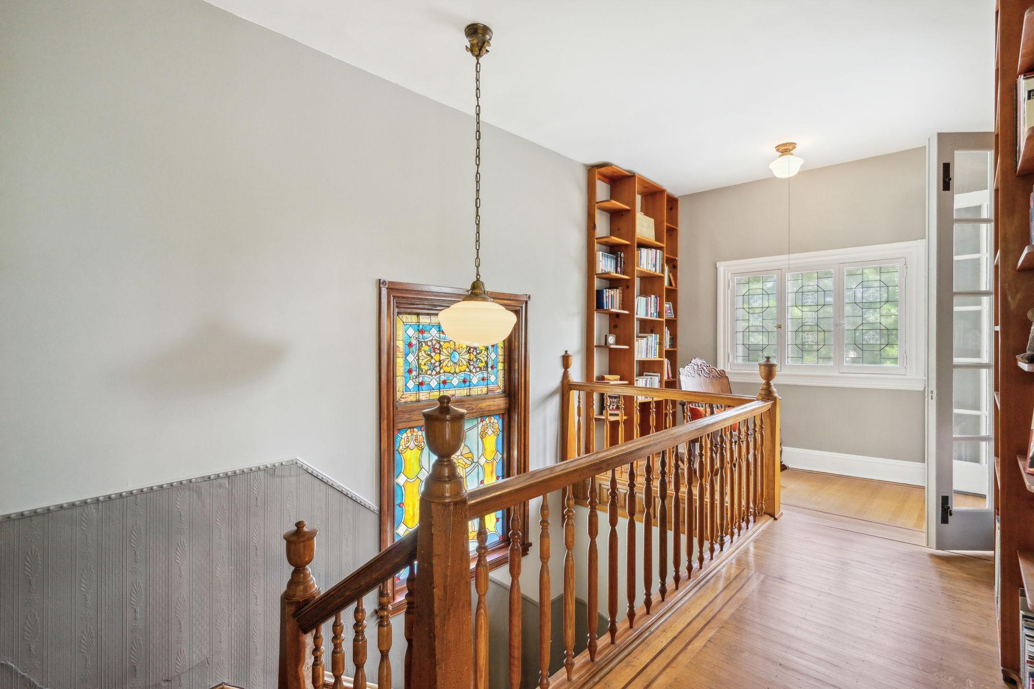 2752 Bryant Avenue S