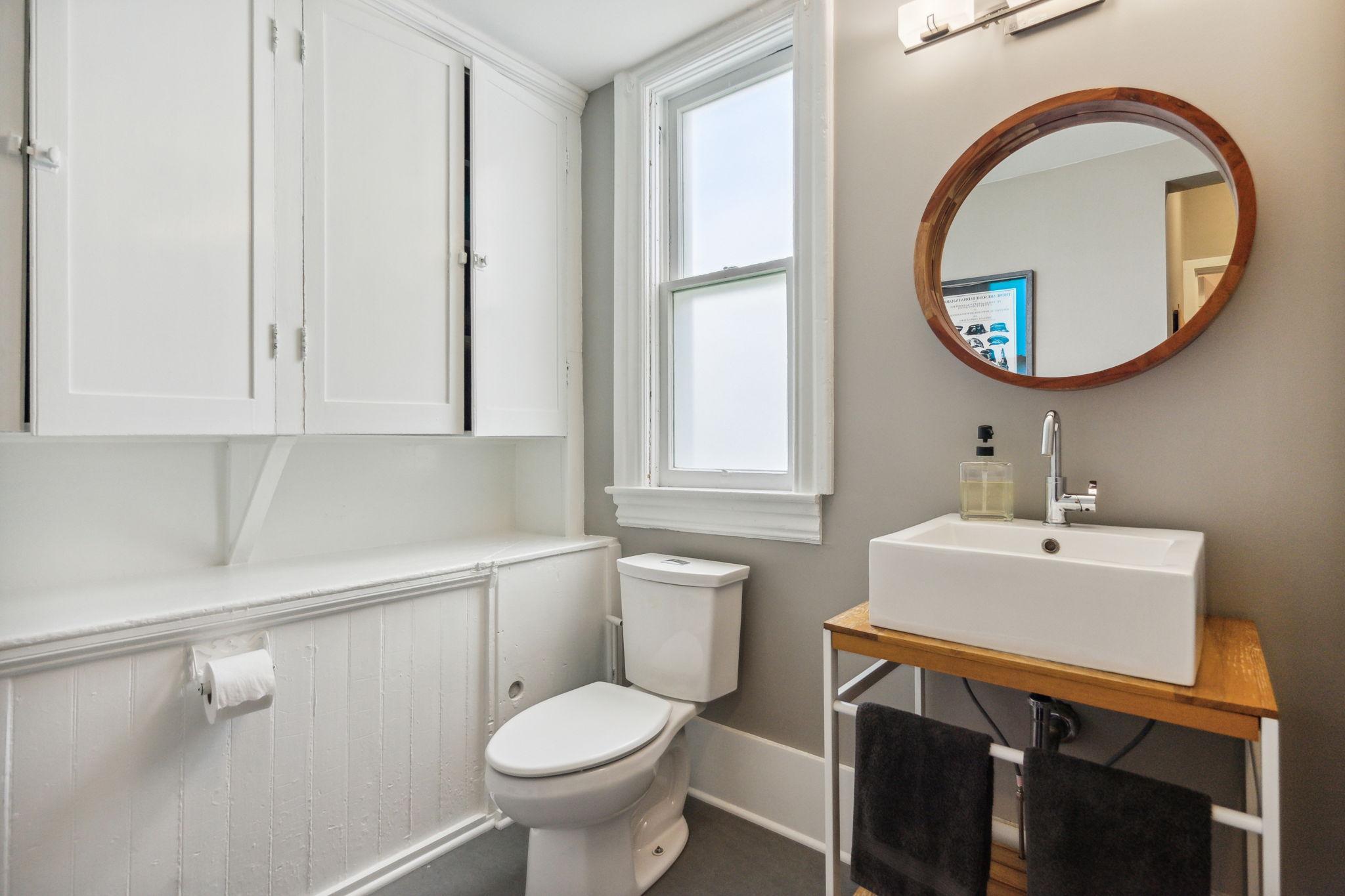 2752 Bryant Avenue S