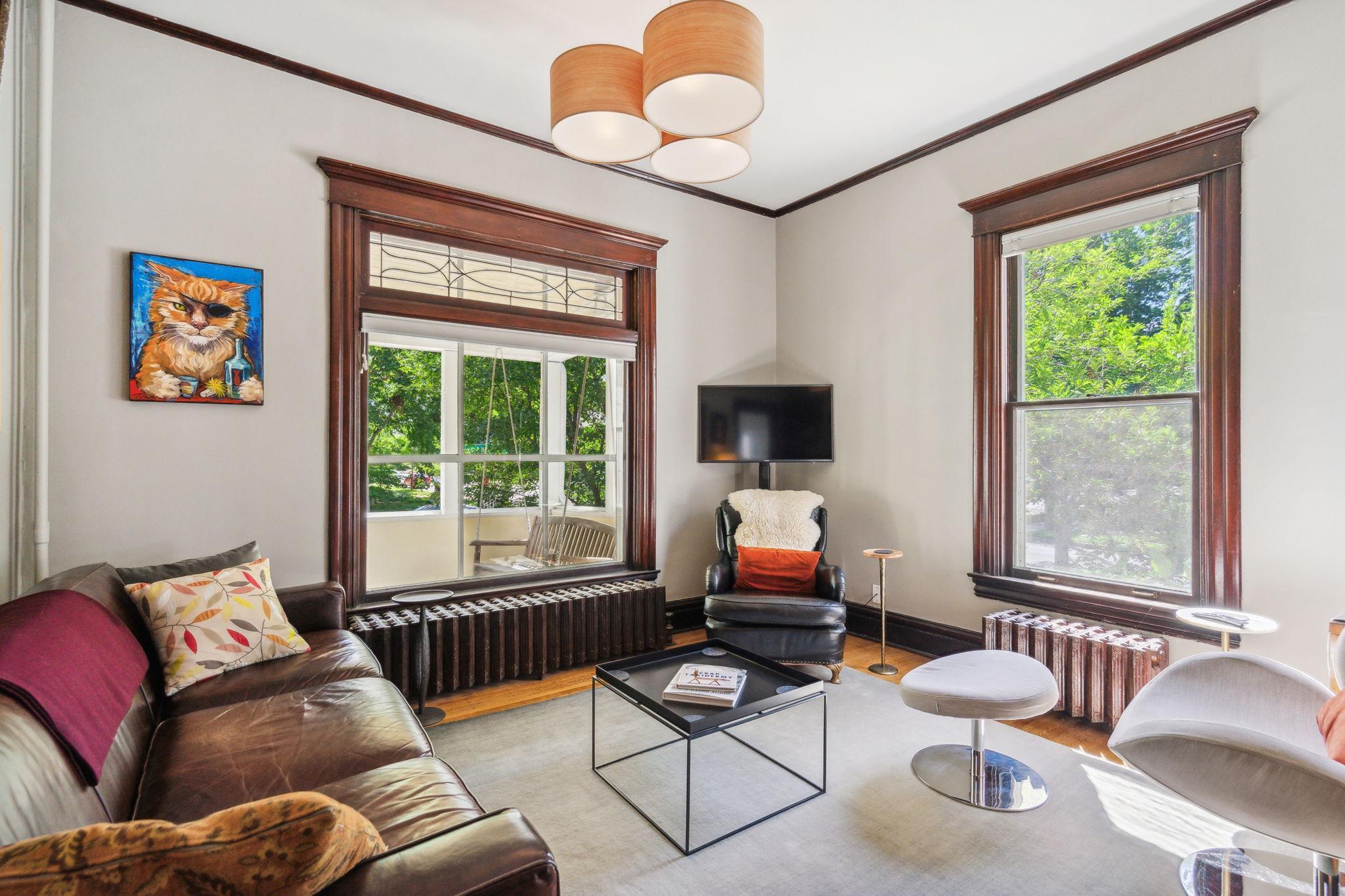 2752 Bryant Avenue S