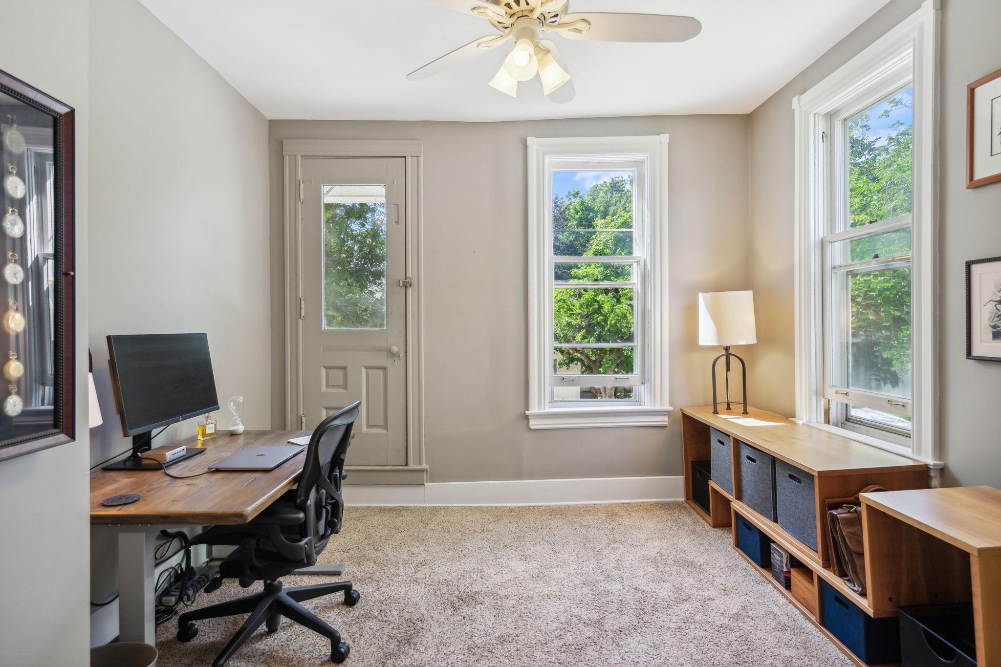 2752 Bryant Avenue S