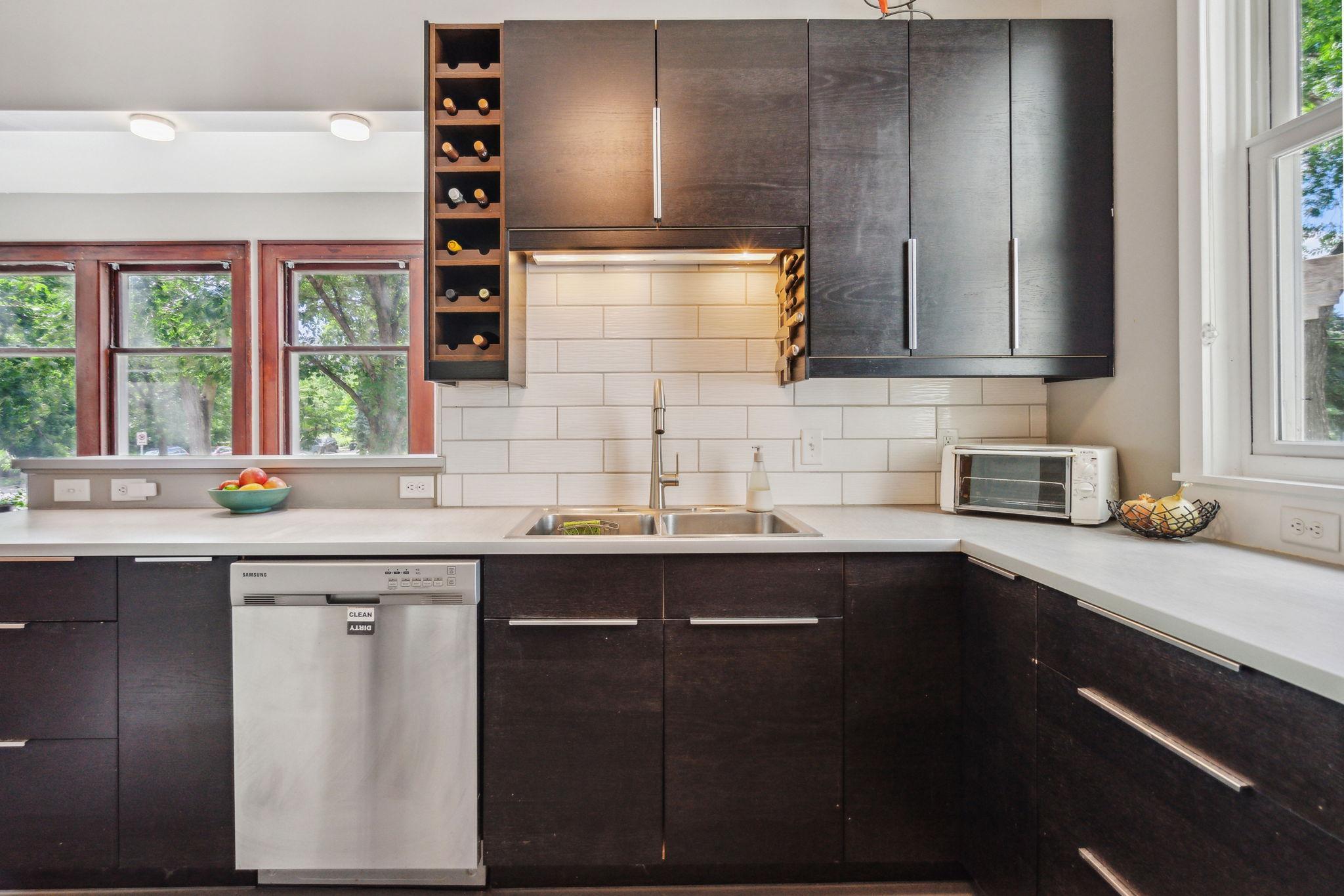 2752 Bryant Avenue S