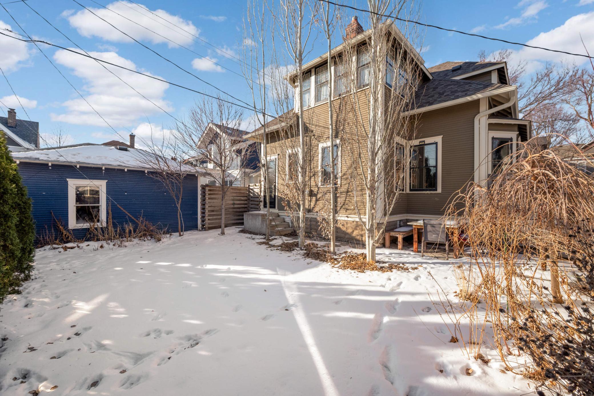 411 W 25th Street