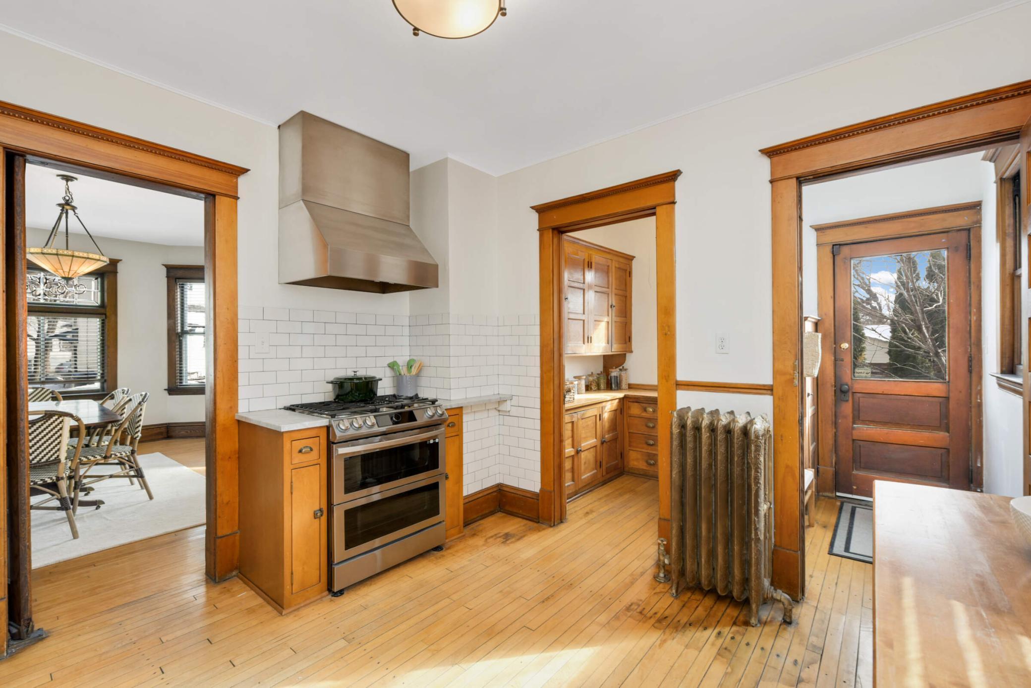 411 W 25th Street