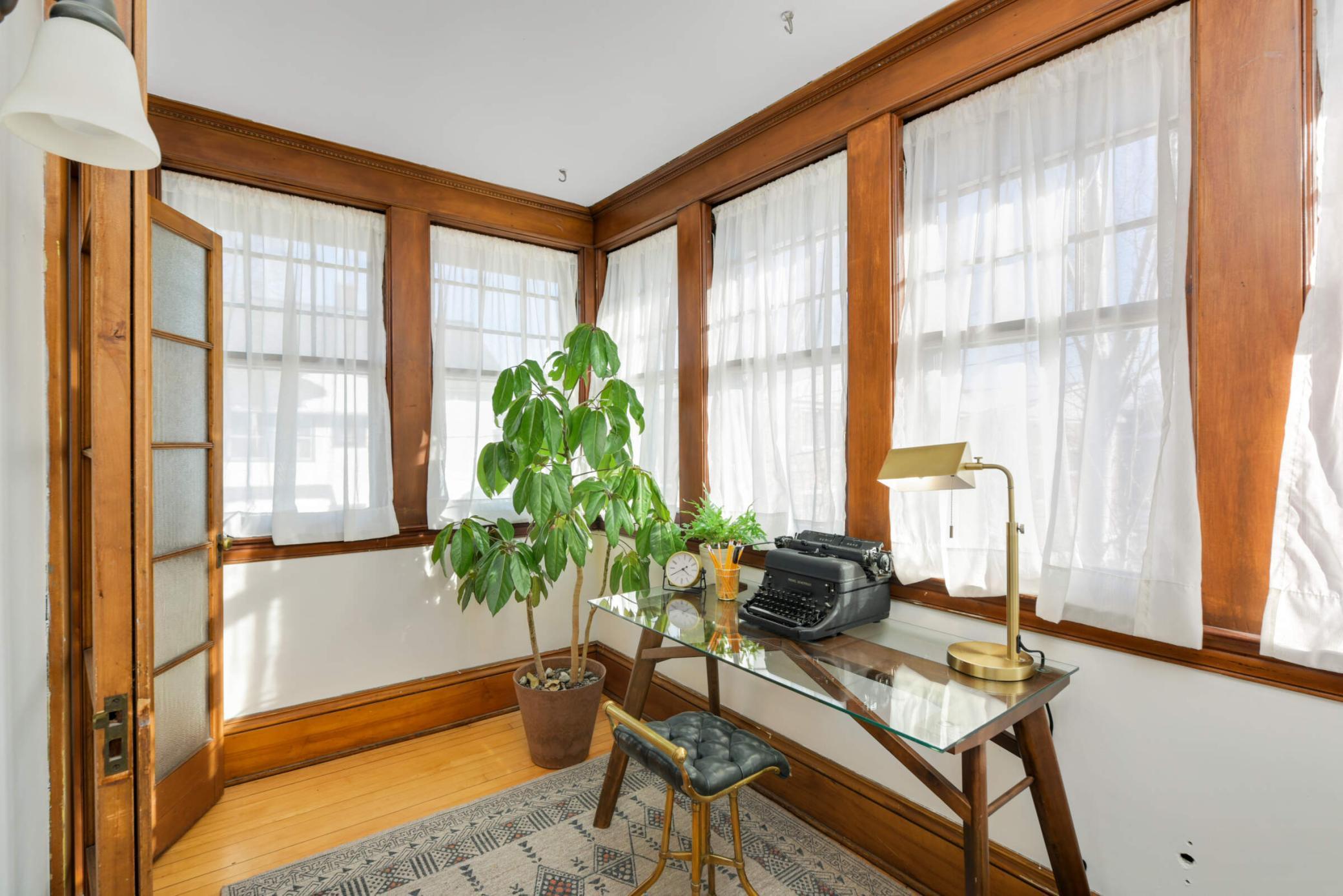 411 W 25th Street