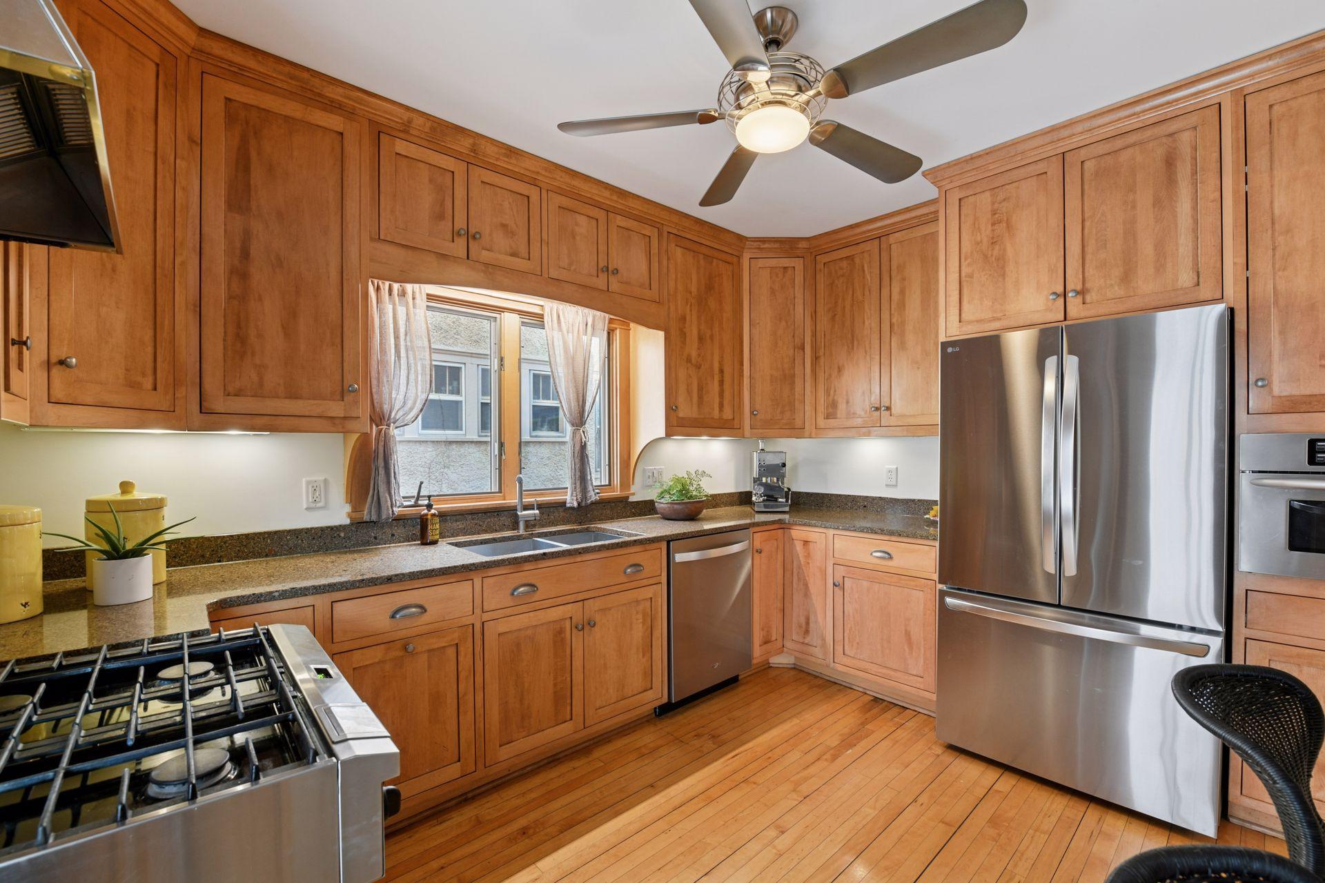 3524 Fremont Avenue S