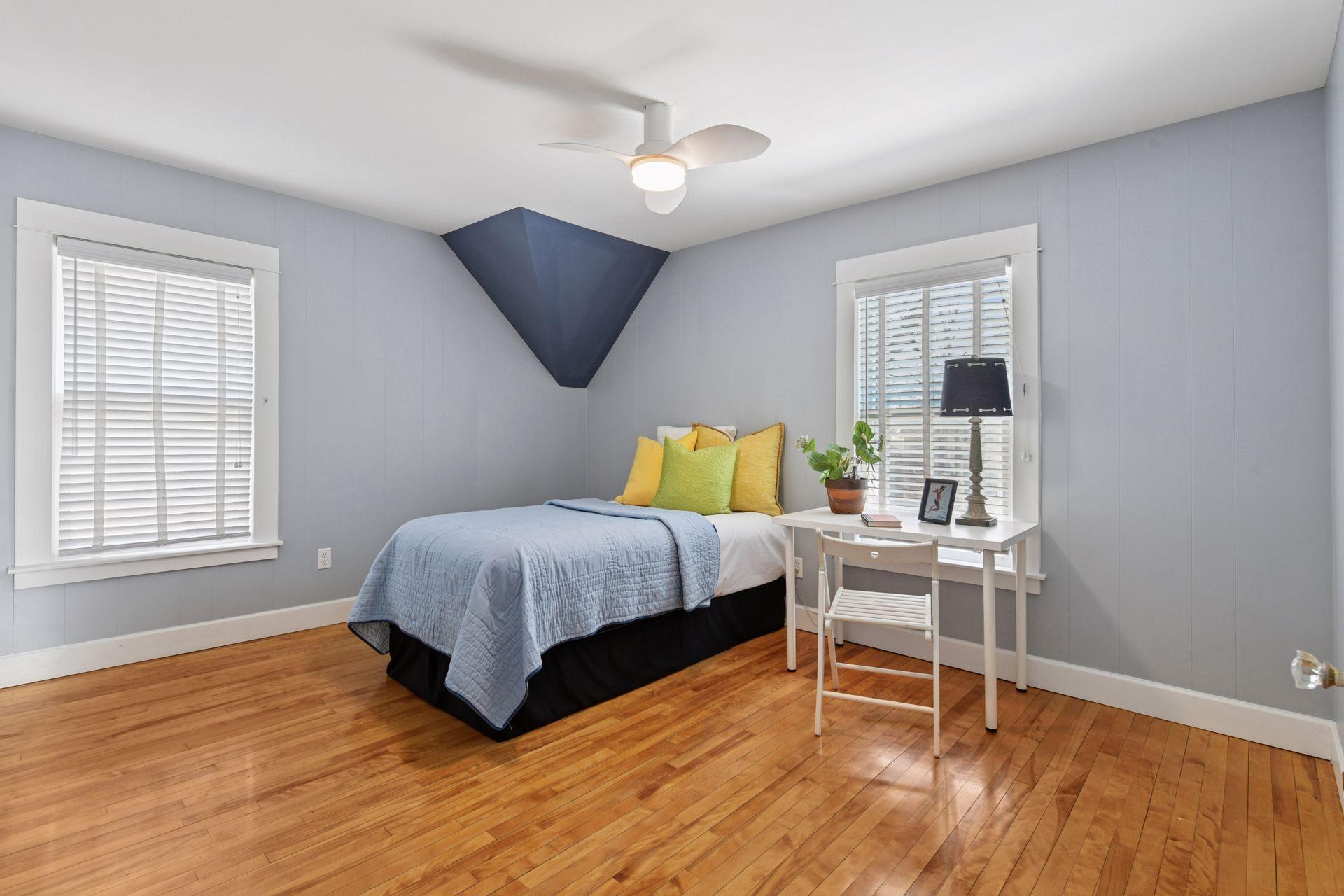 3524 Fremont Avenue S