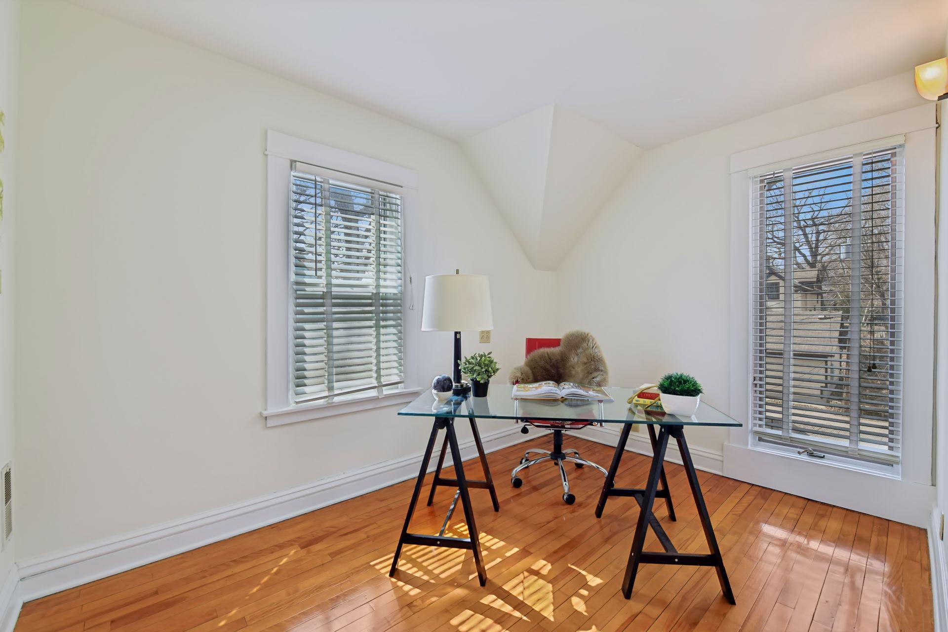 3524 Fremont Avenue S