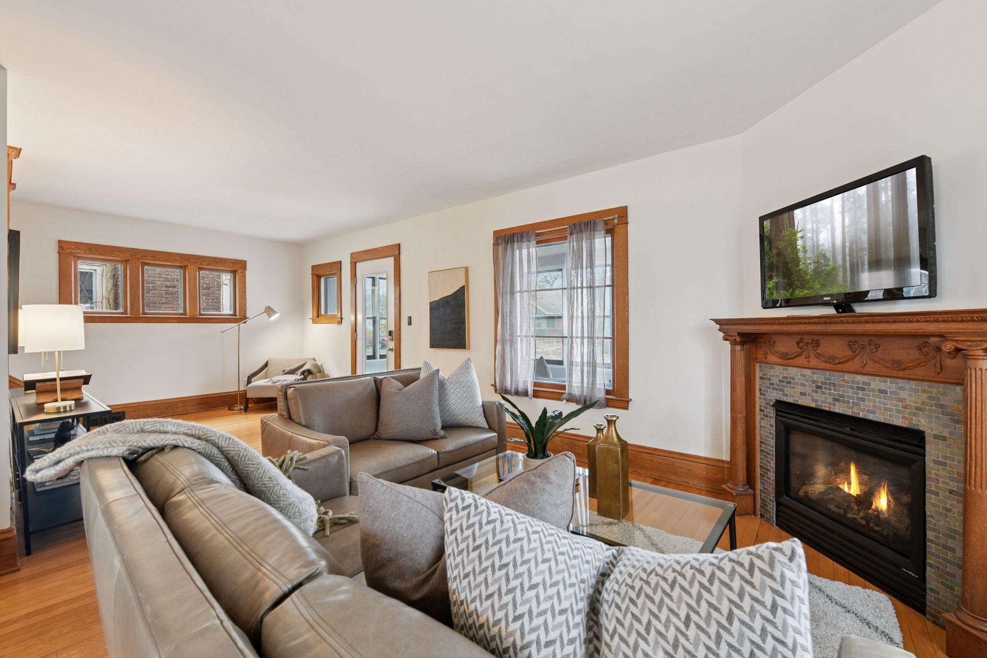 3524 Fremont Avenue S