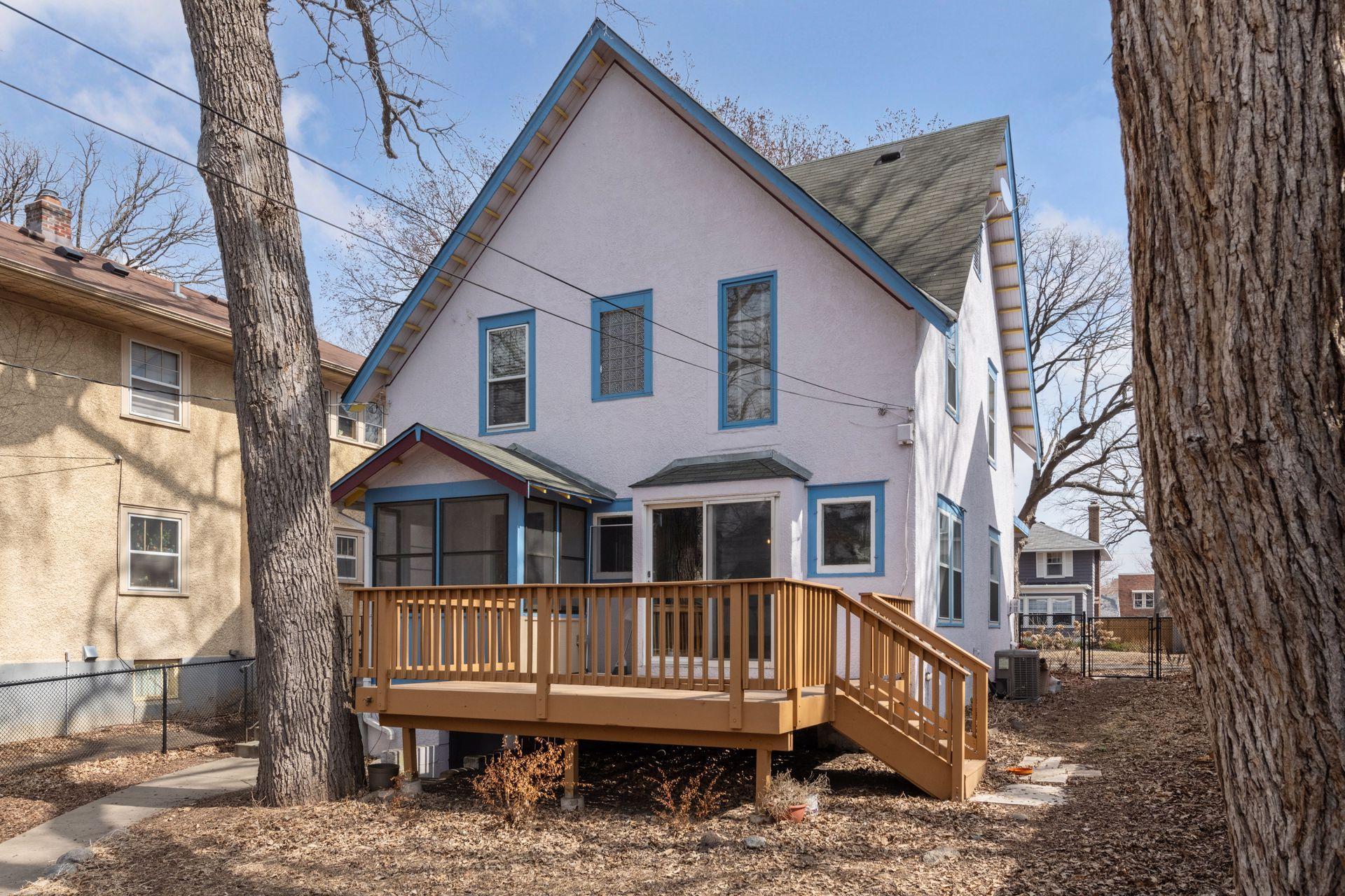 3524 Fremont Avenue S