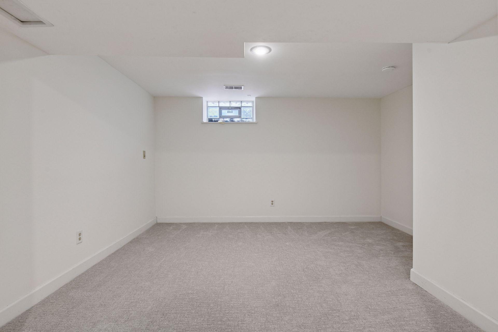 3524 Fremont Avenue S