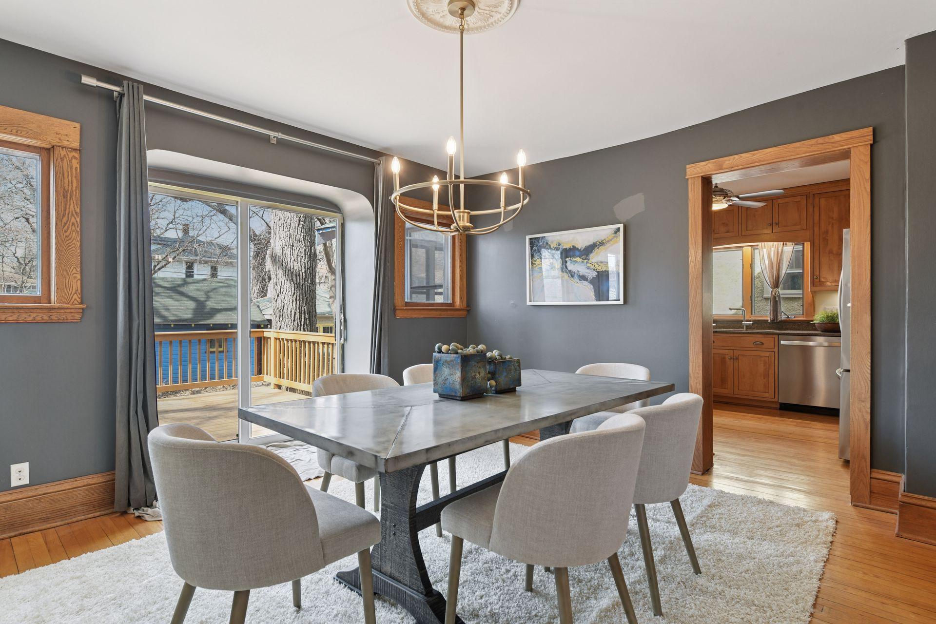 3524 Fremont Avenue S