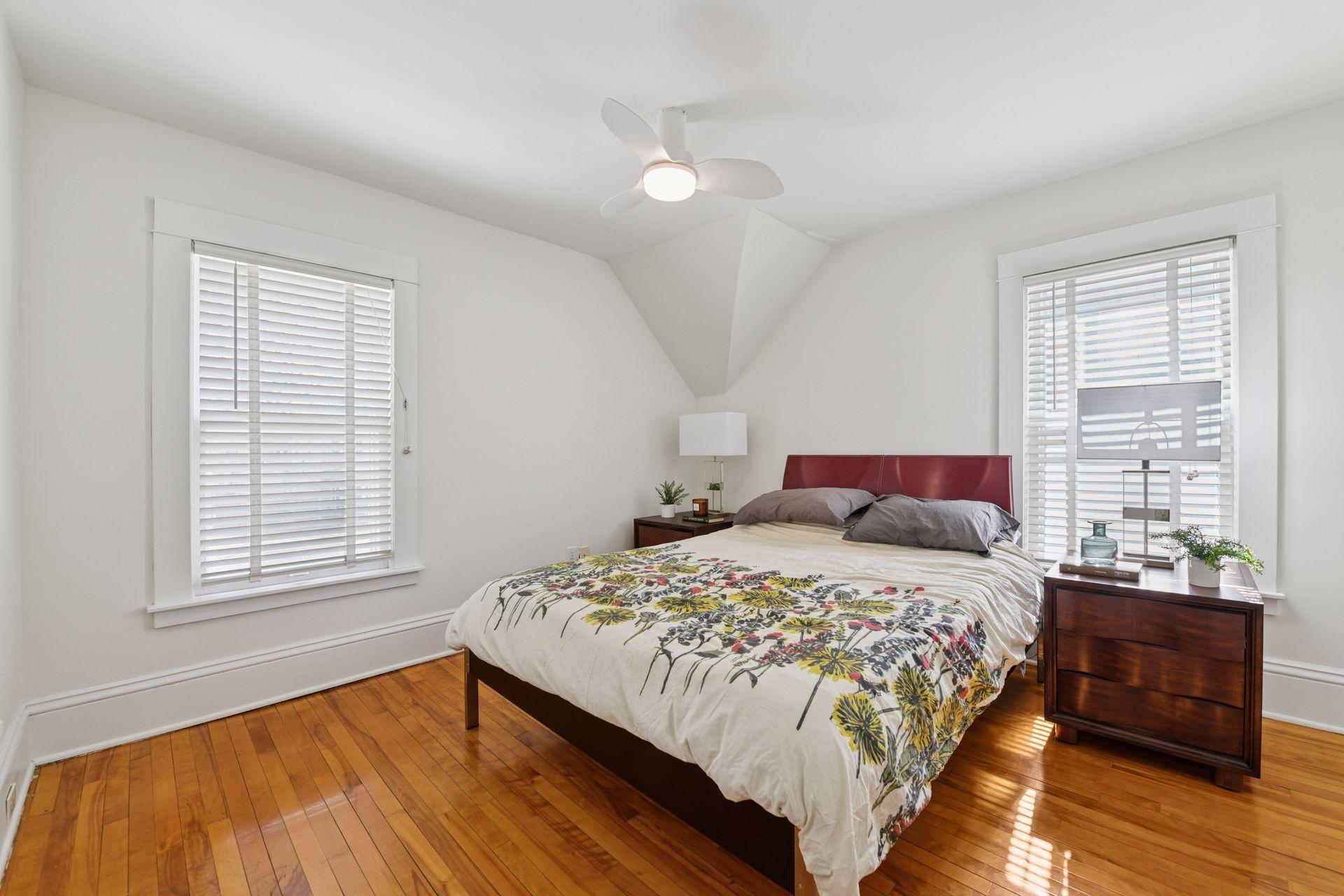 3524 Fremont Avenue S