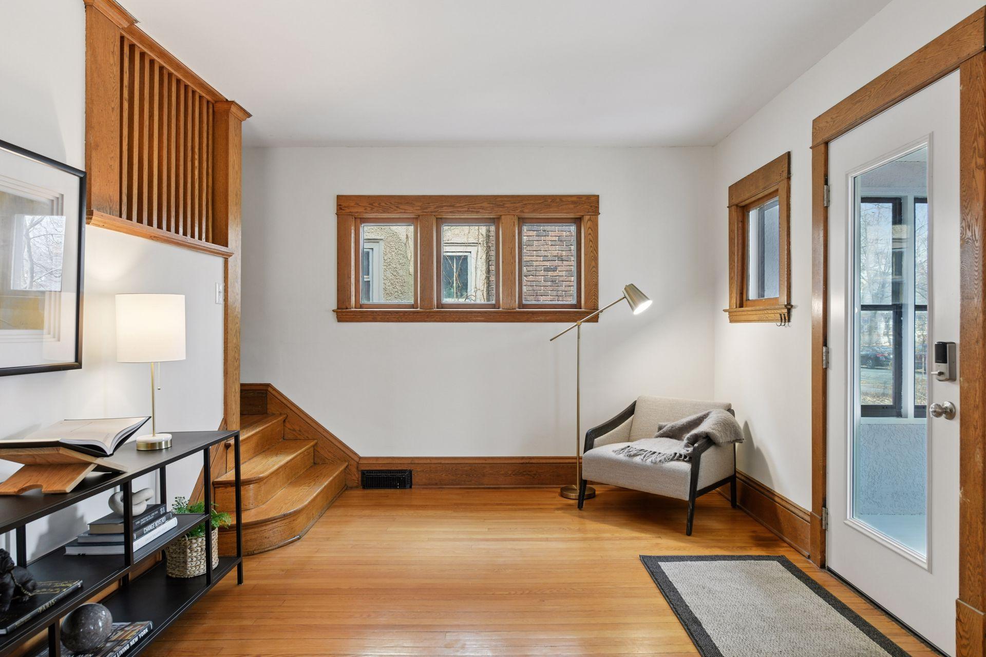 3524 Fremont Avenue S