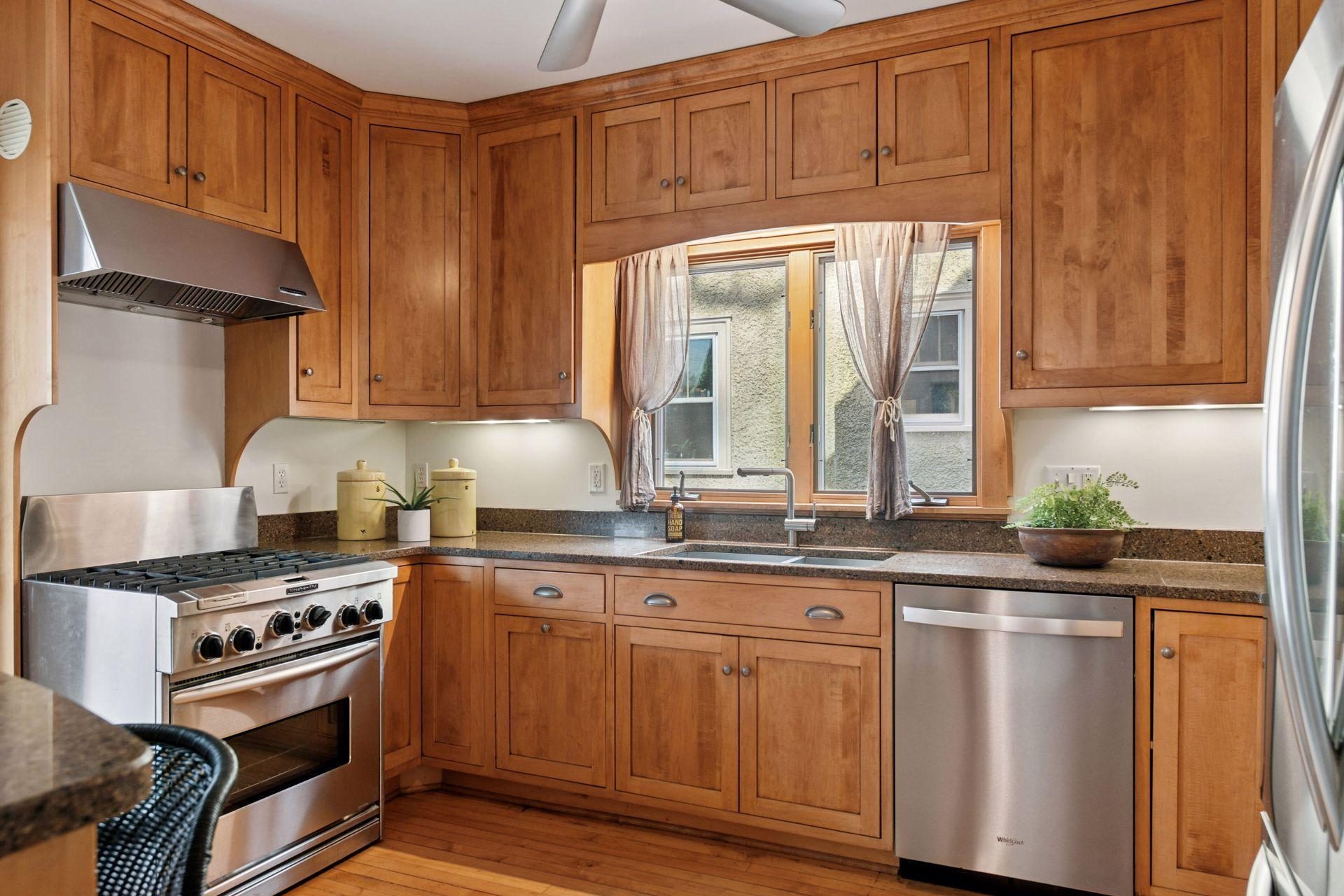 3524 Fremont Avenue S