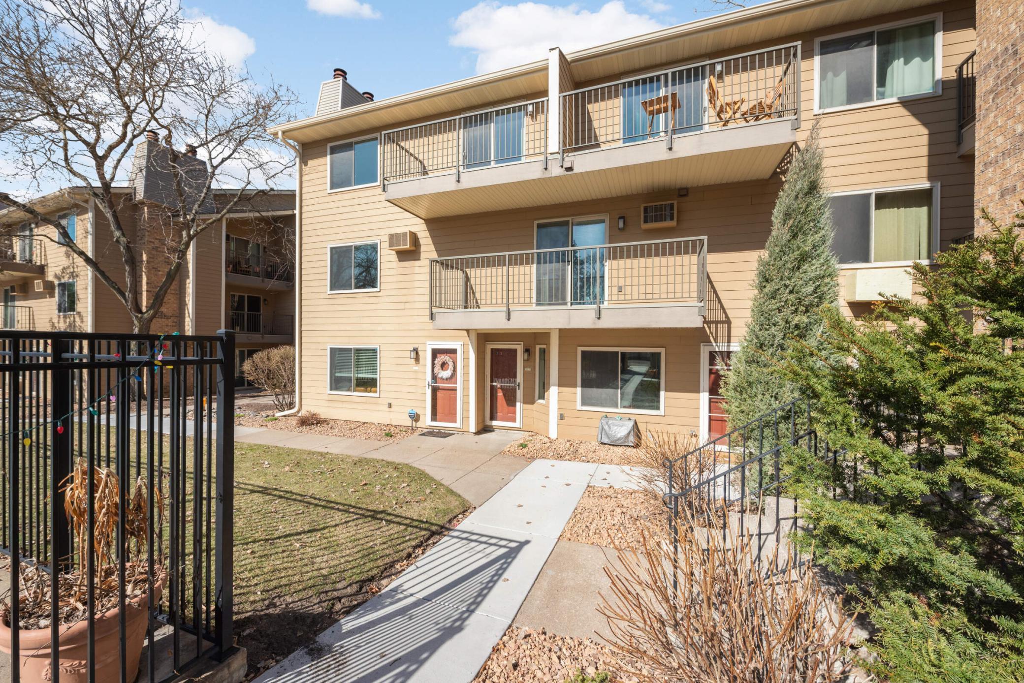 2030 Ridge Drive Unit: 12