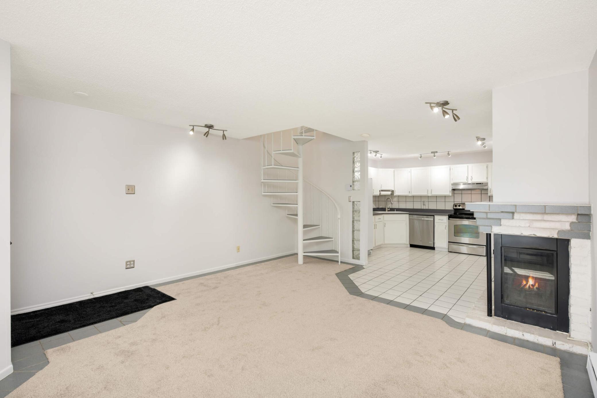 2030 Ridge Drive Unit: 12