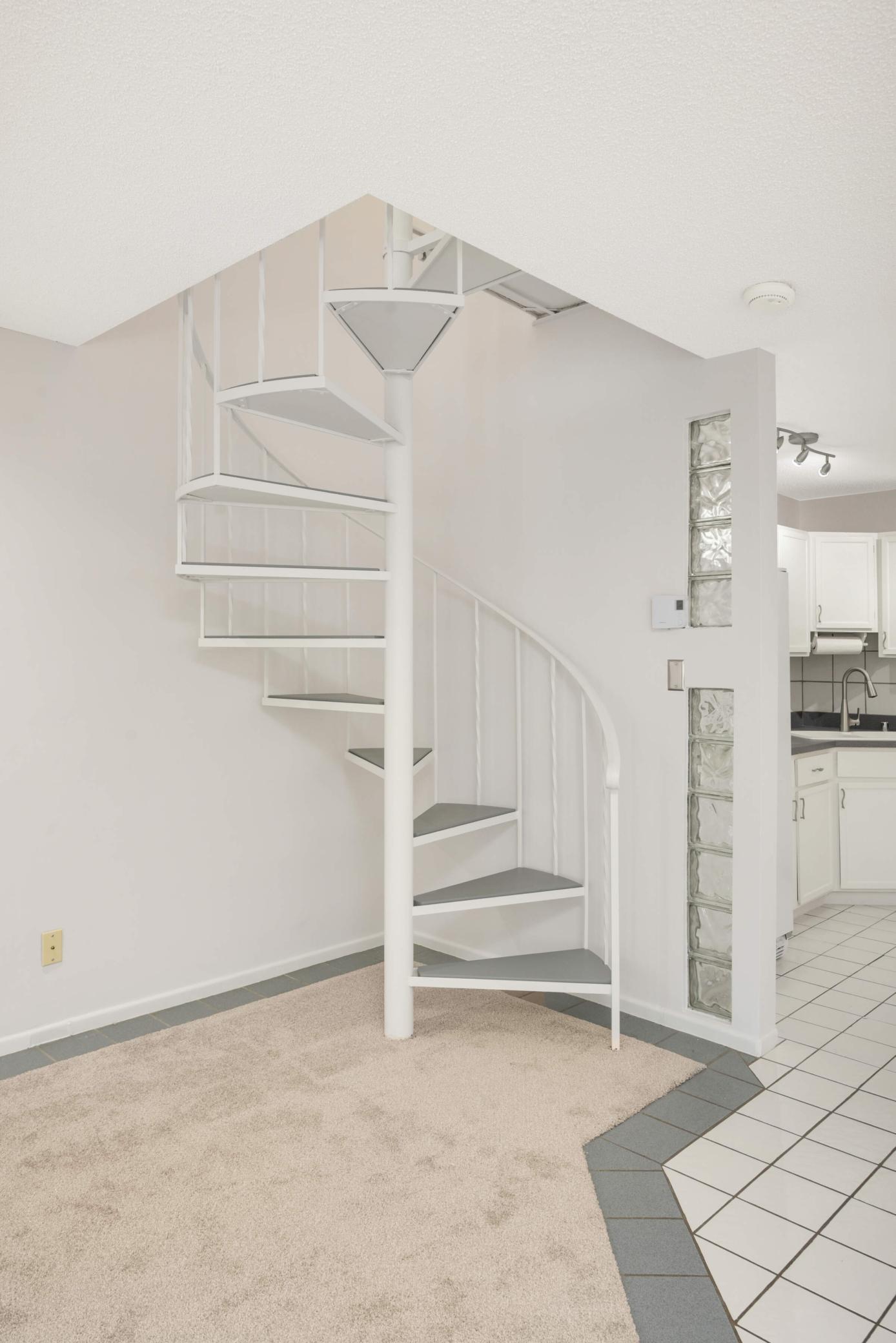 2030 Ridge Drive Unit: 12